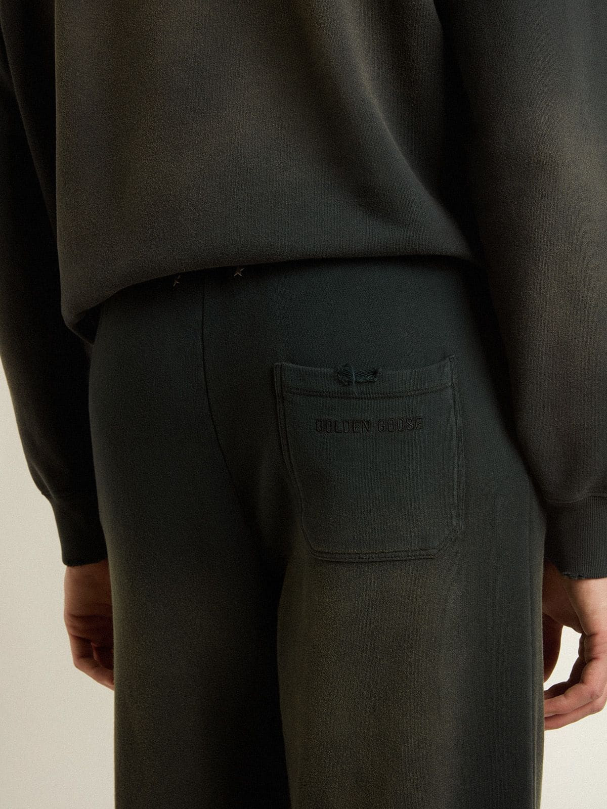 Unisex washed black joggers - 2