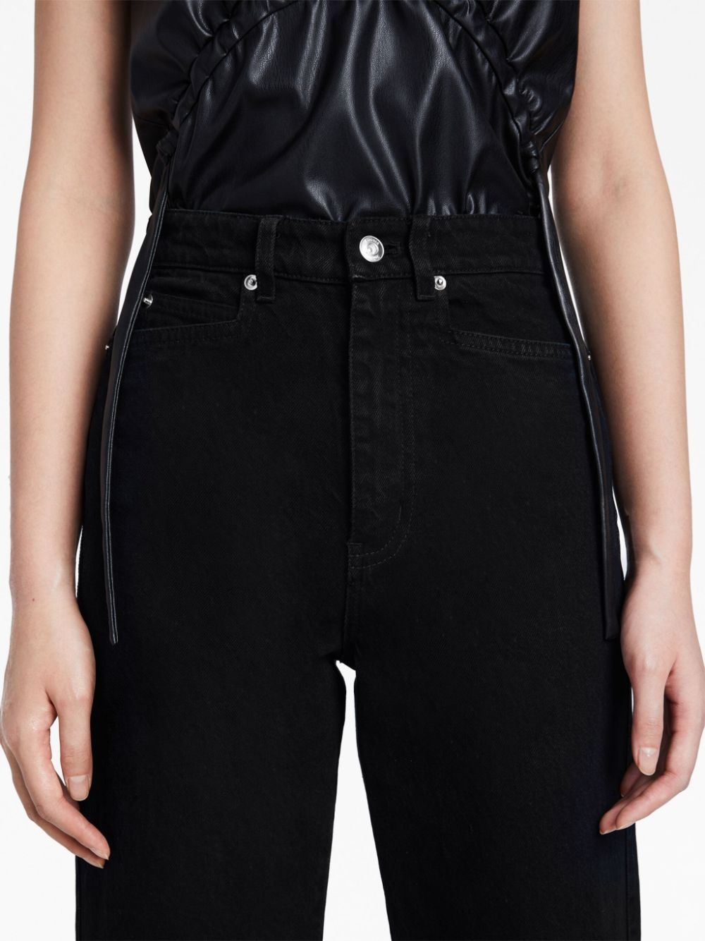 logo-patch cropped jeans - 5