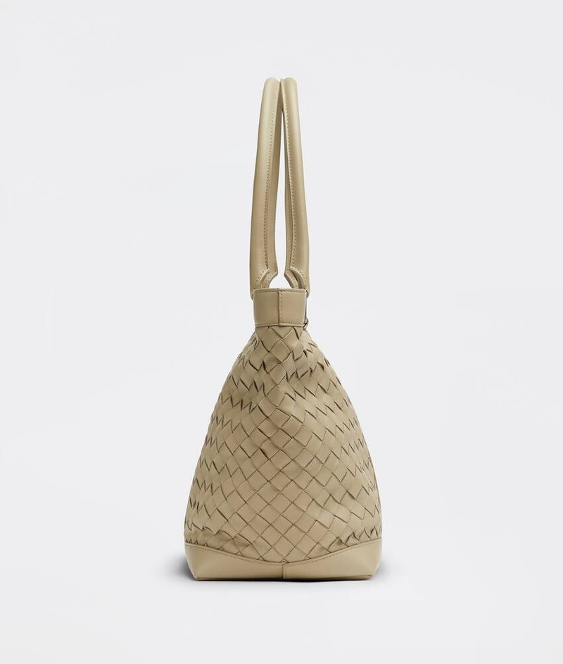 Bottega Veneta classic intrecciato outlook