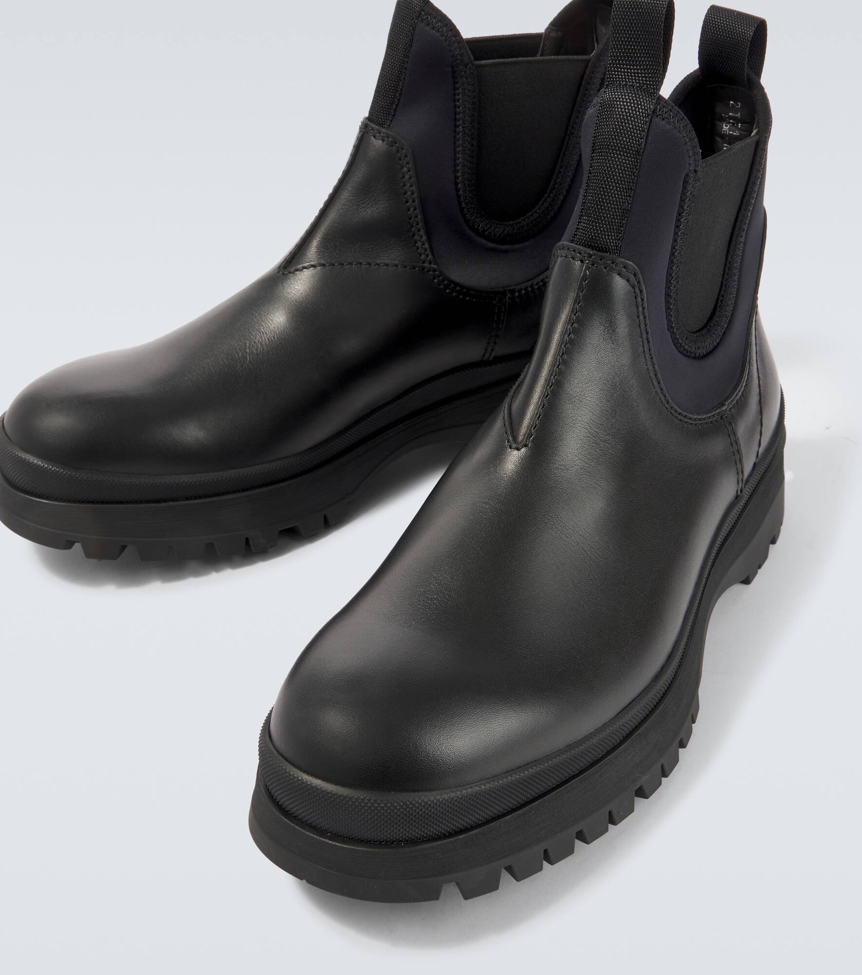 Leather Chelsea boots - 3