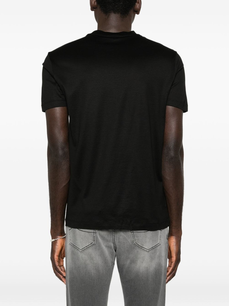round-neck T-shirt 4