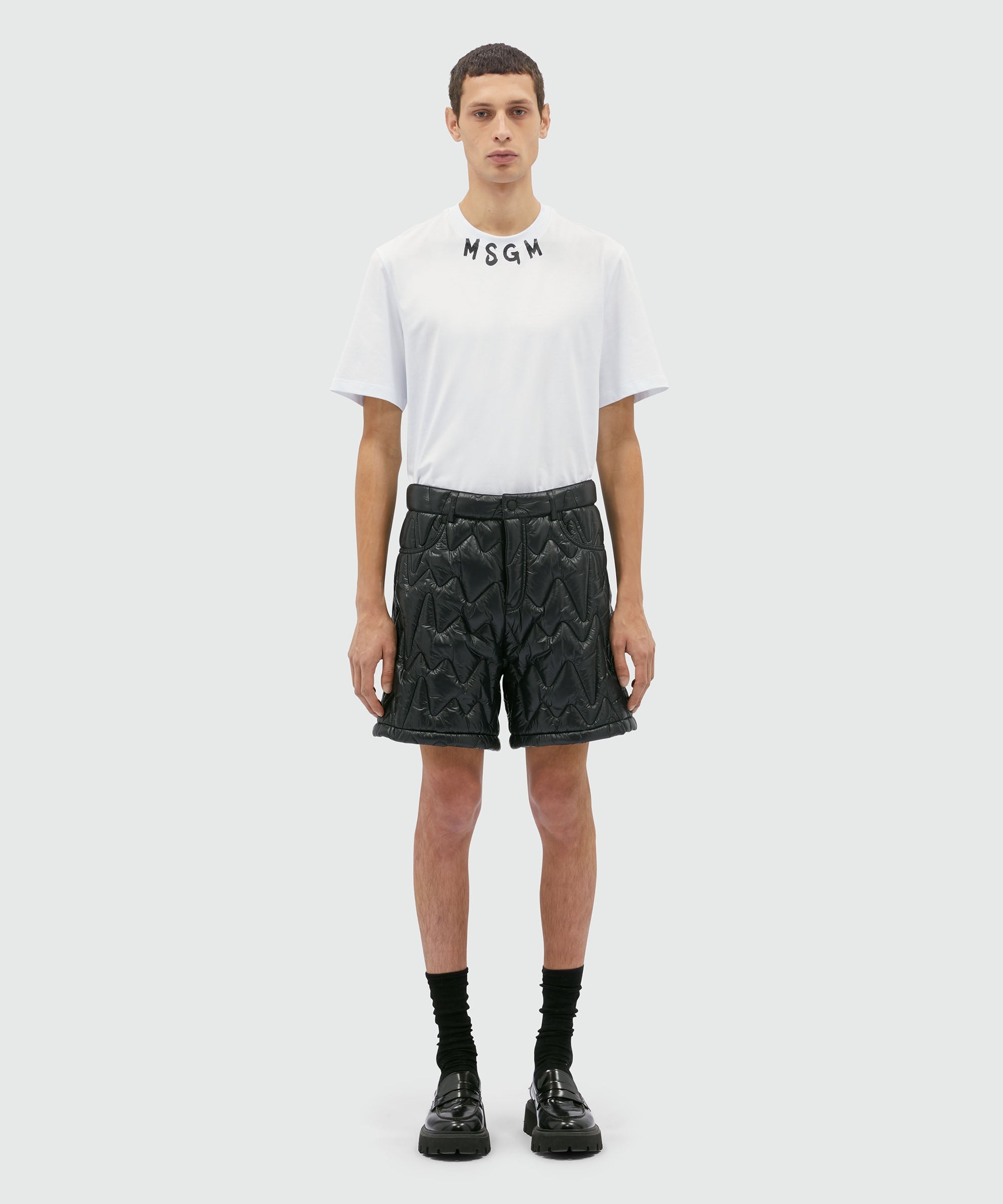 Black quilted "TheMwave" pattern shorts - 2
