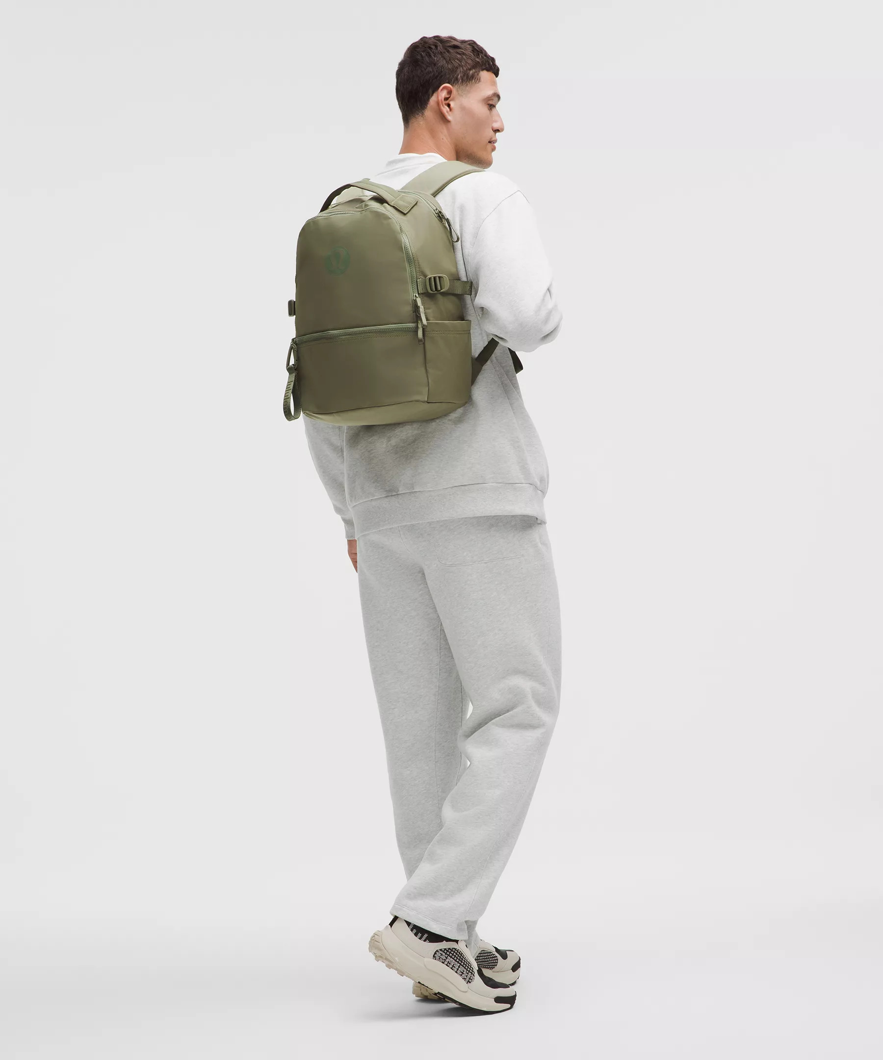 New Crew Backpack 22L *Updated - 2