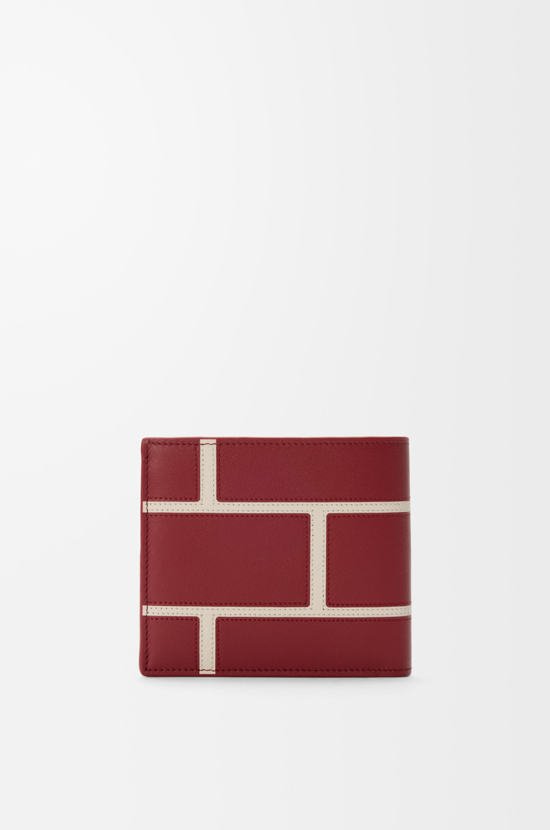 Bifold wallet in classic calfskin 4