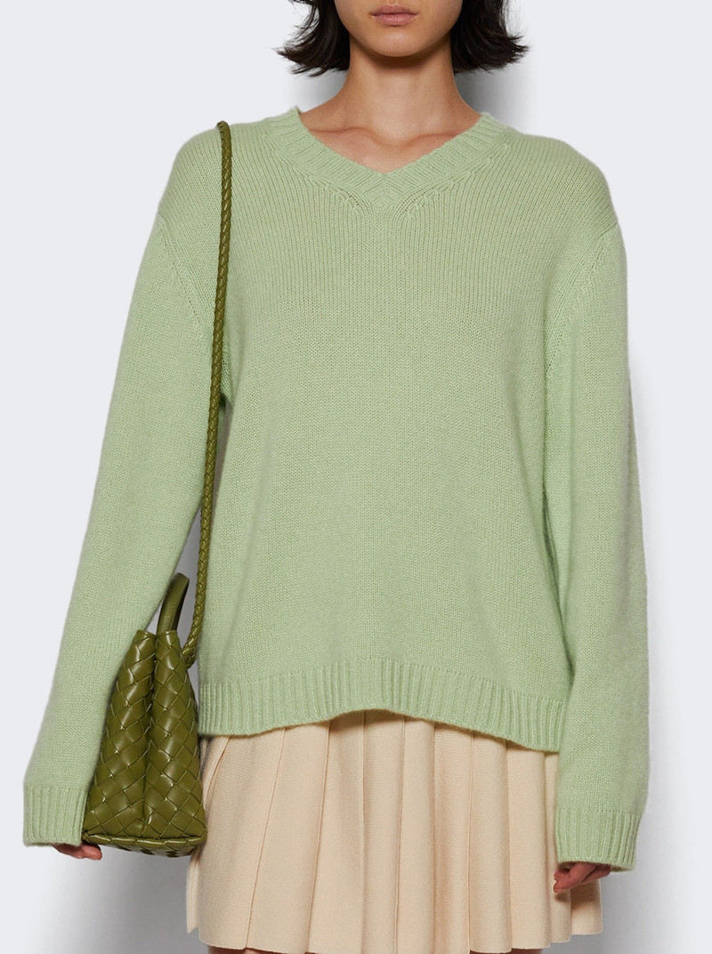 AMIYA Nevia Cashmere Sweater Light Green outlook