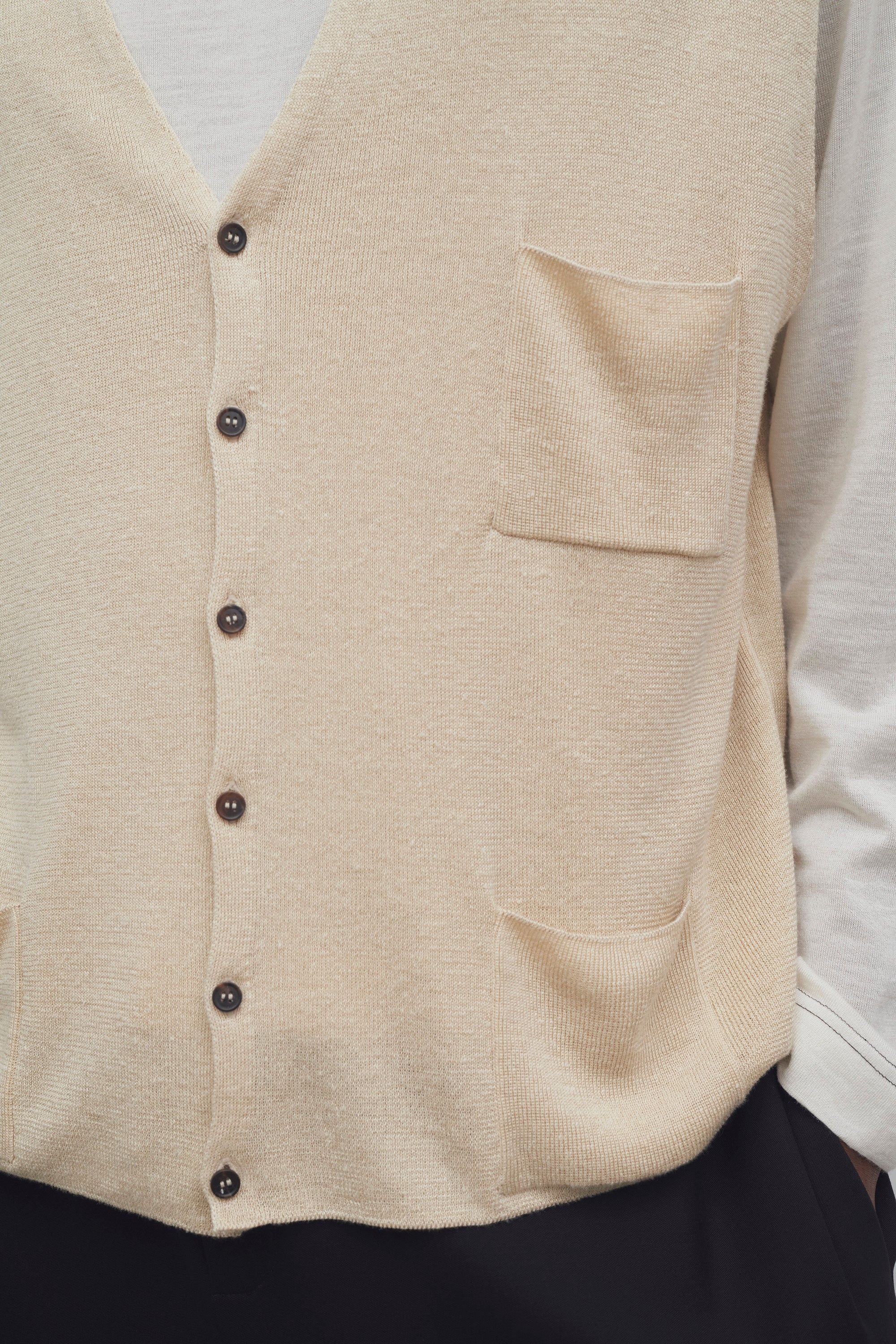 Tarik Vest in Linen and Silk - 6