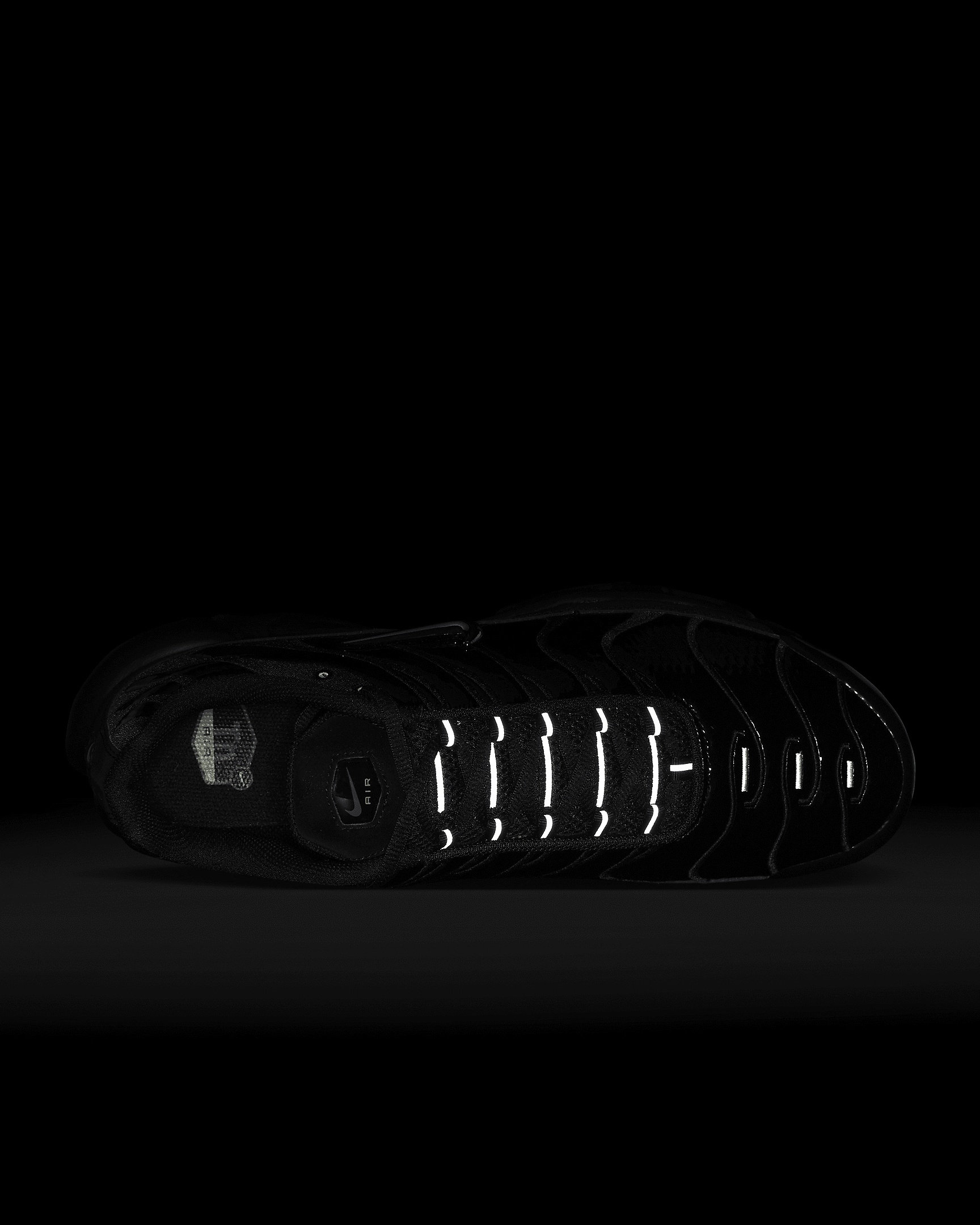 Nike Men's Air Max Plus Shoes - 9