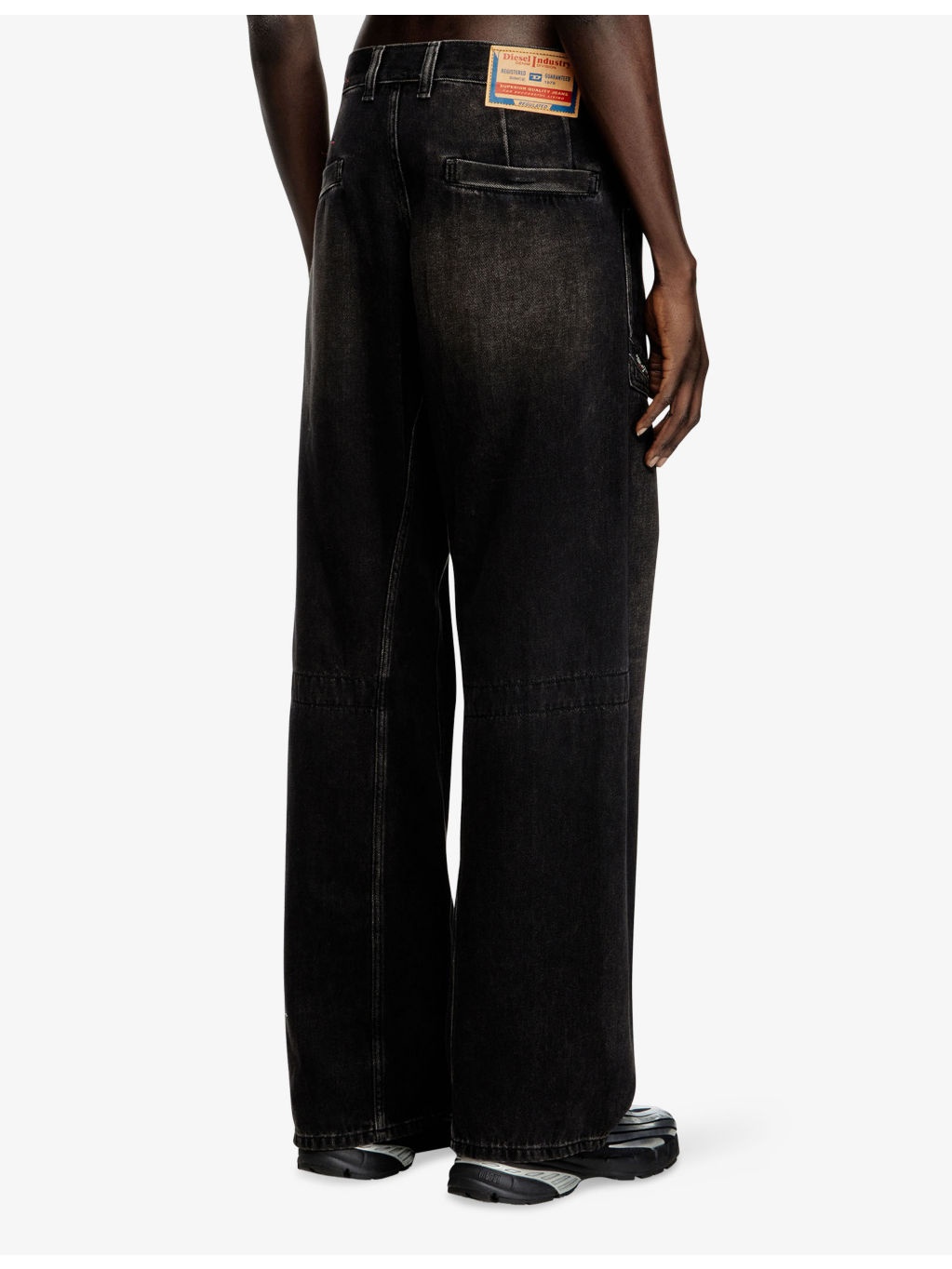 D-Zeta Relaxed-Fit Denim Jeans - 4