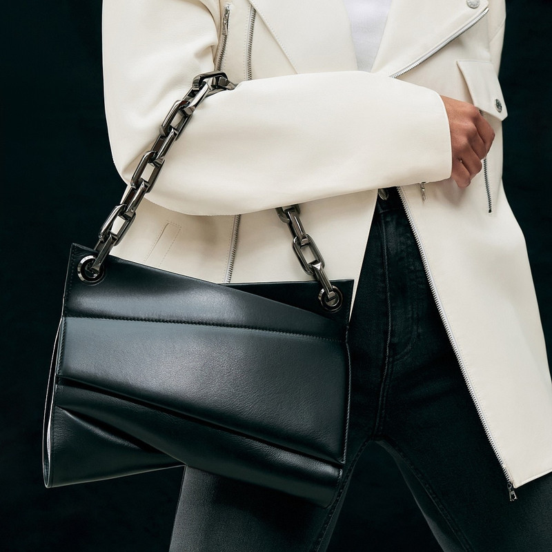 Christian Louboutin Loubitwist outlook