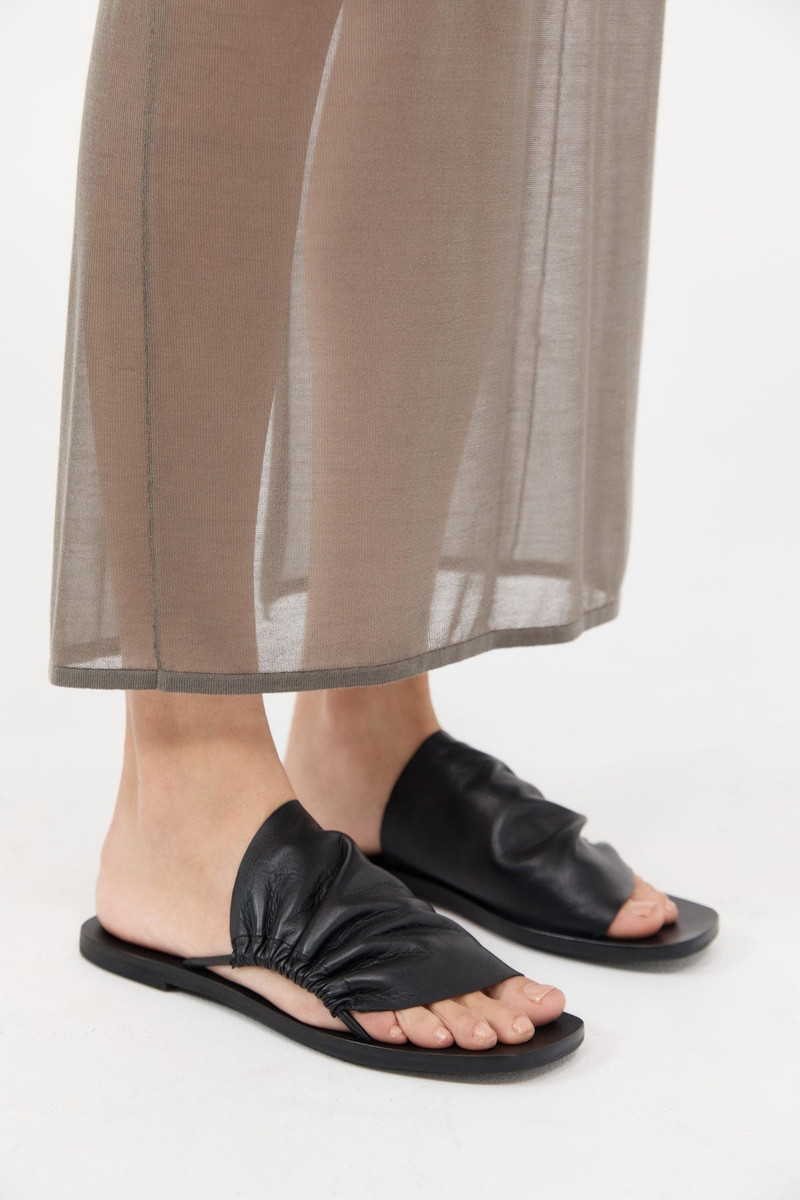 Gathered Slides - Black 1