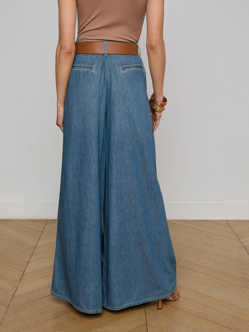 Lorenza Palazzo Jean 6