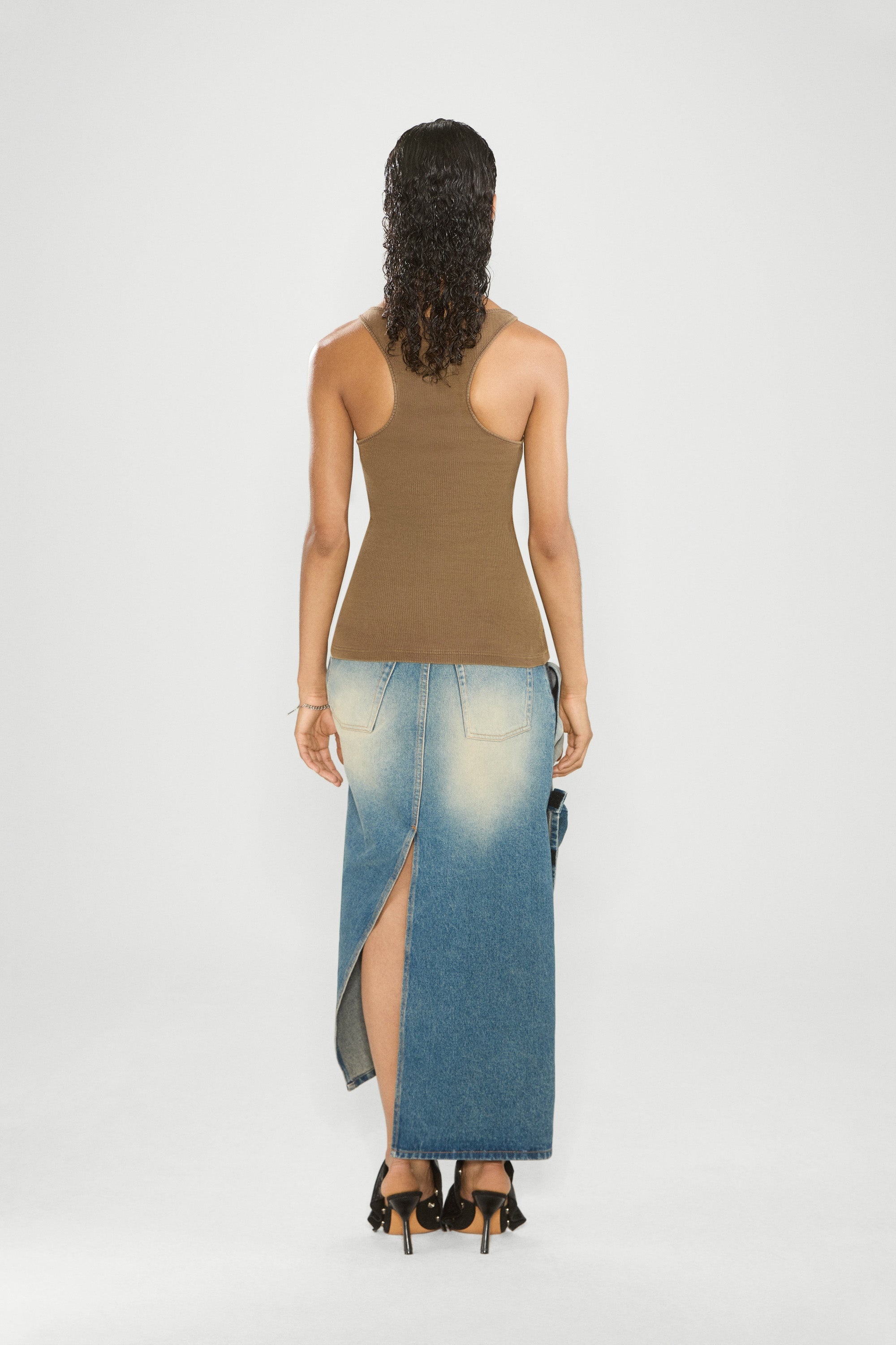 Invisible Strap Tank Top - 4