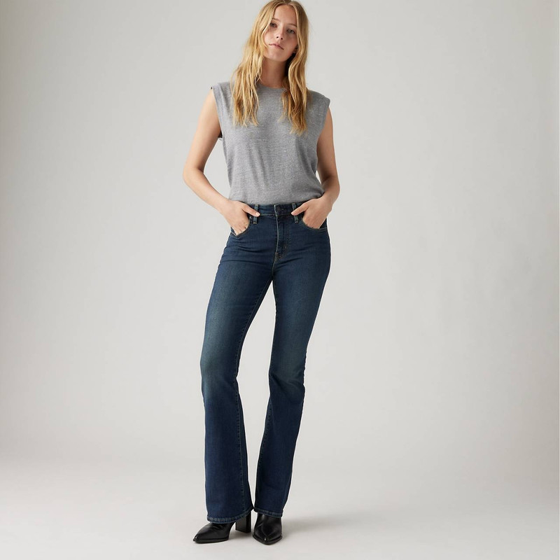 Levi's 726 HIGH RISE FLARE WOMEN'S JEANS outlook