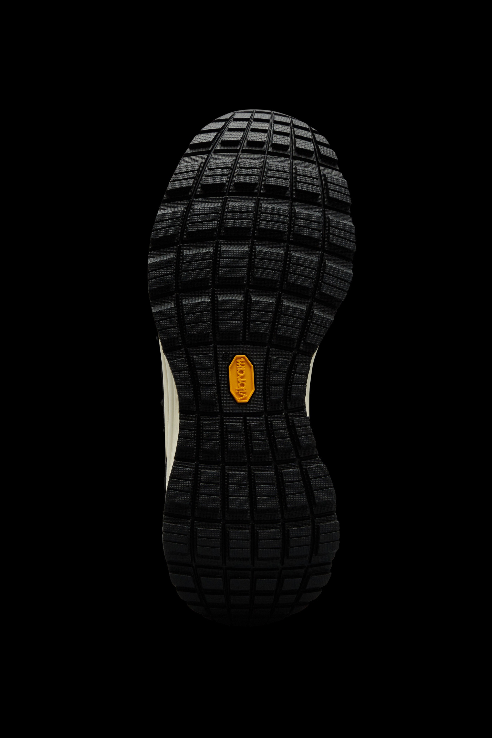 Moncler Monte Runner Sneakers | REVERSIBLE 