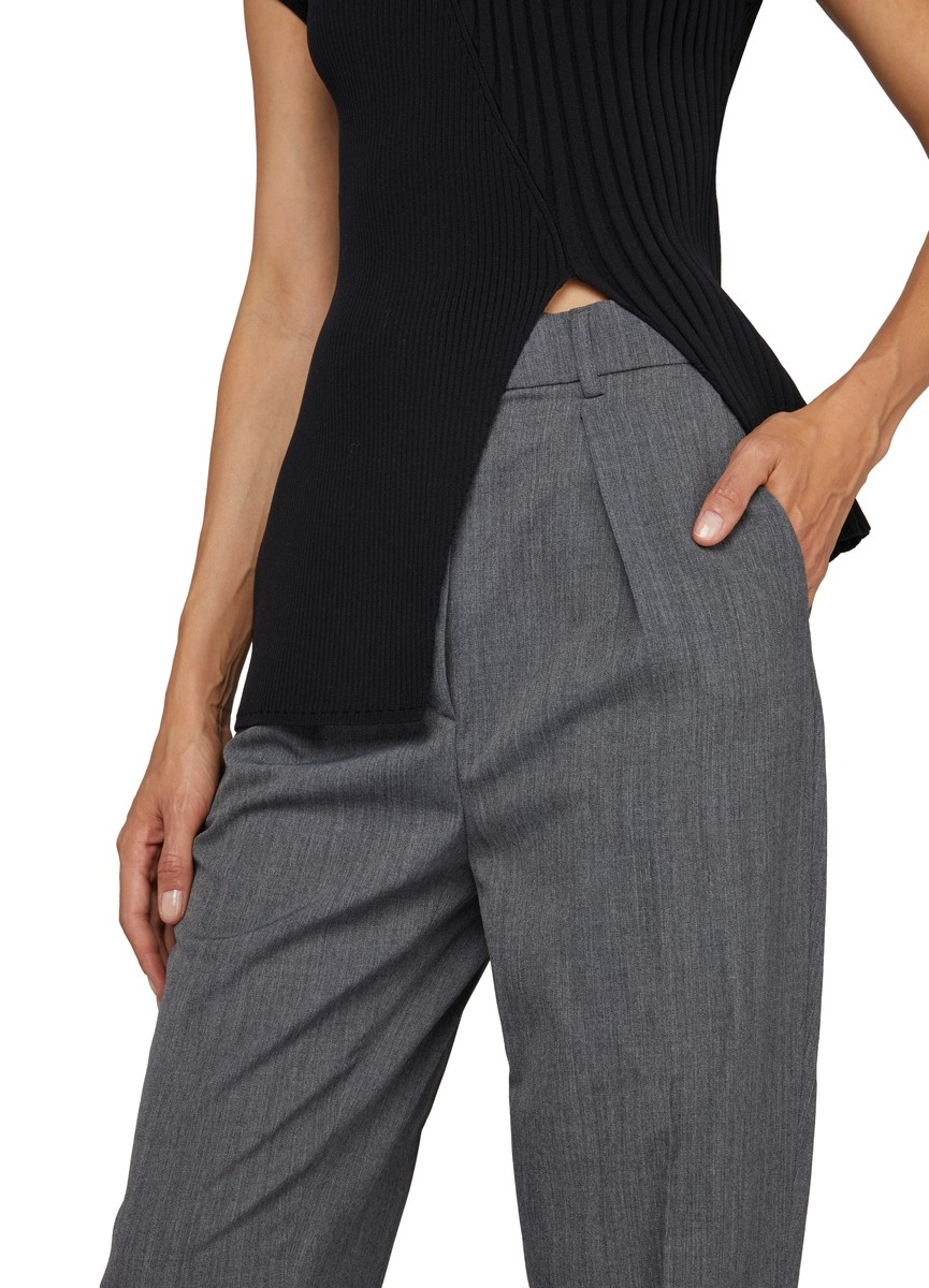 Carrot fit single pleat trousers - 4