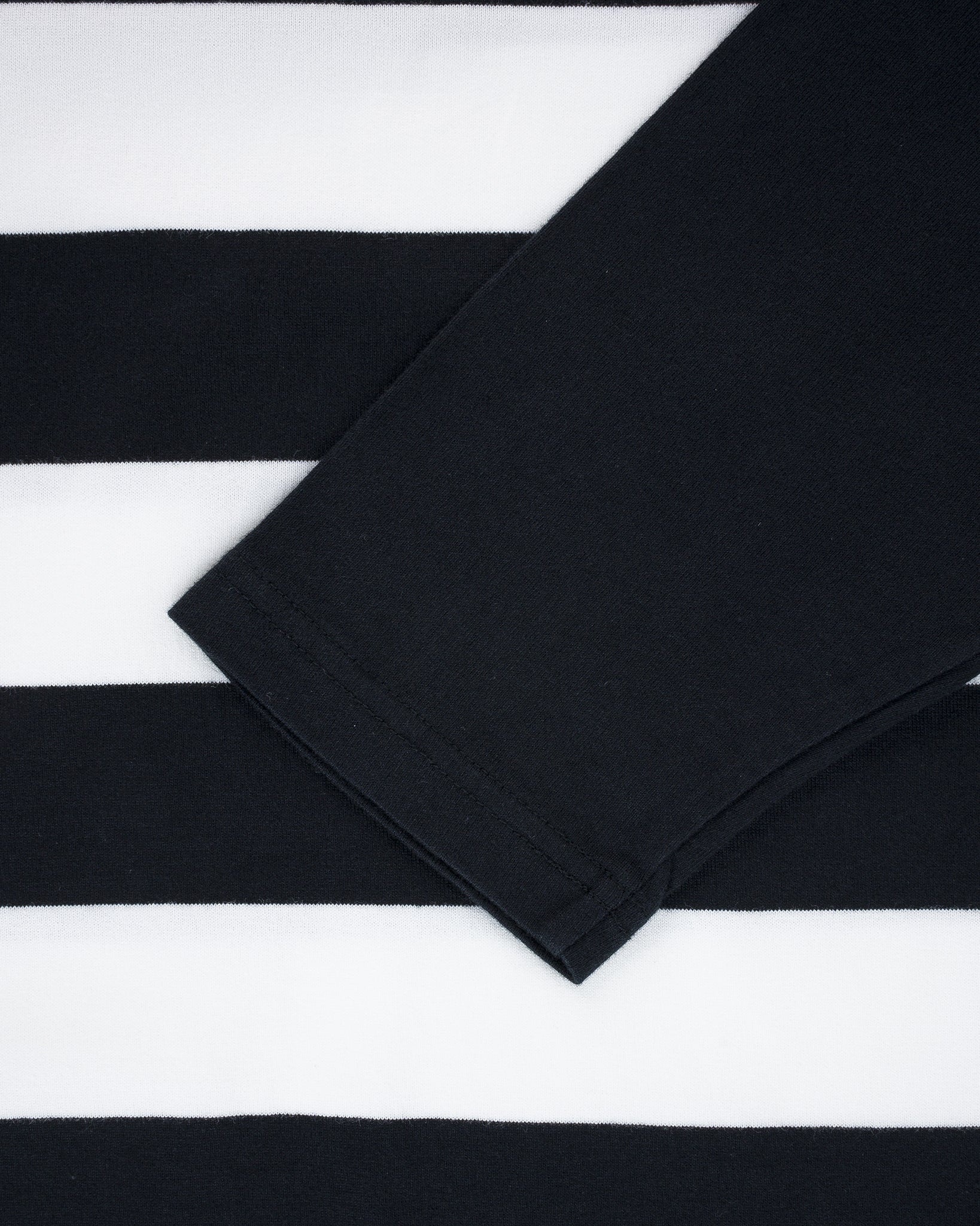 IHTB-10-BLK 7.5oz Cotton Long-Sleeved Crew Neck Border Tee - Striped Body with Black Arms - 7