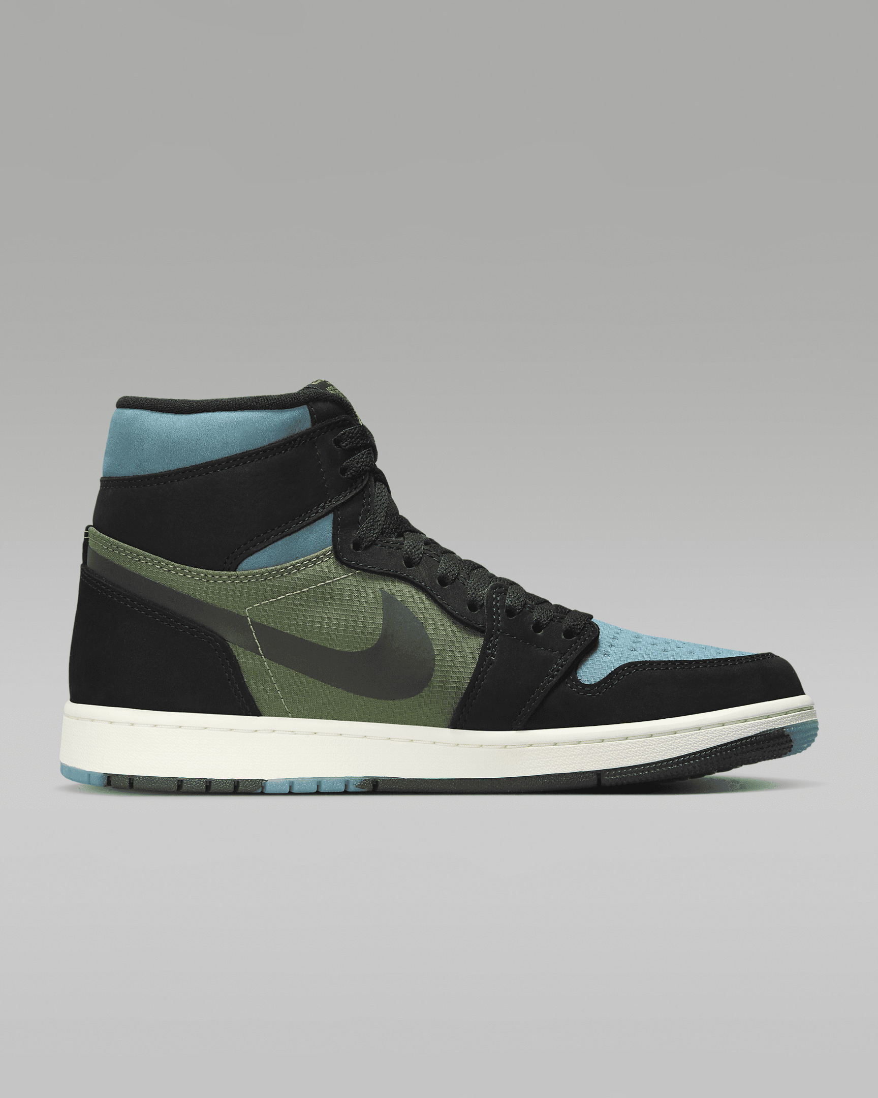 Men's Air Jordan 1 Element Shoes - 3
