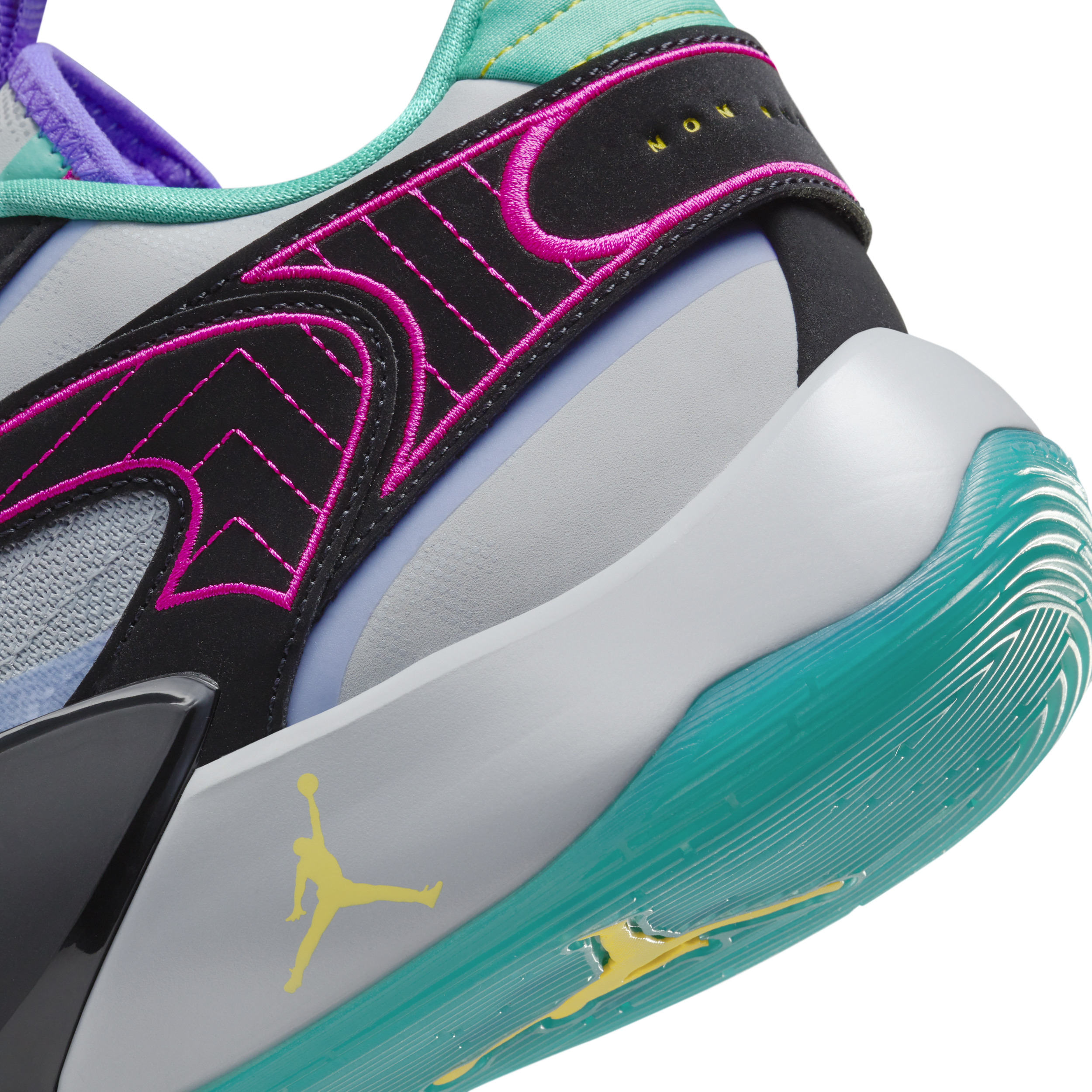 Nike Men's Luka 2 Basketball Shoes - 8