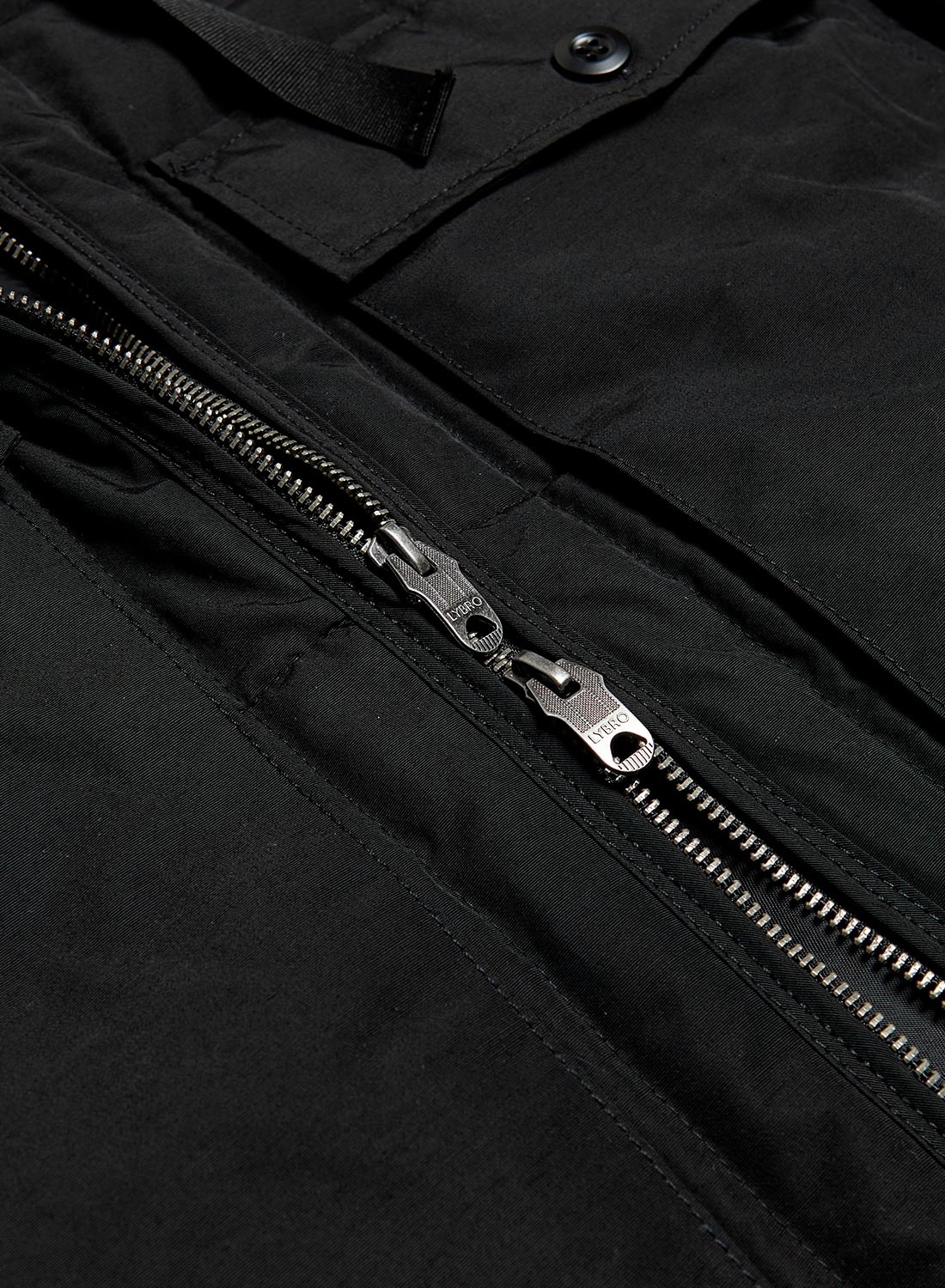 Midfield Liner in Black - 10