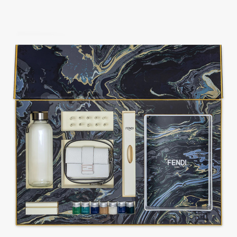 Leather bag with Fendi marbling kit 1