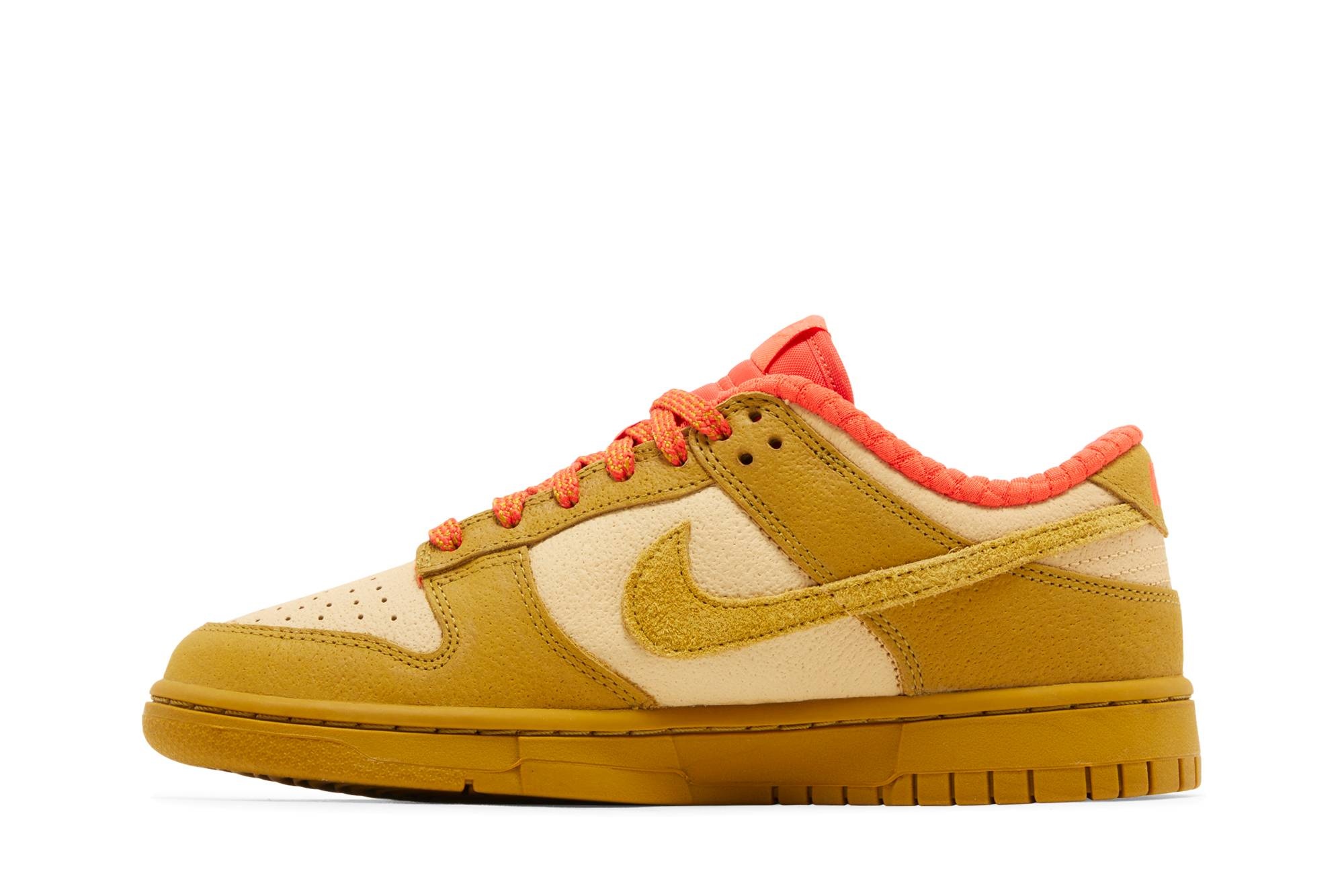 Wmns Dunk Low 'Bronzine Picante Red' - 3