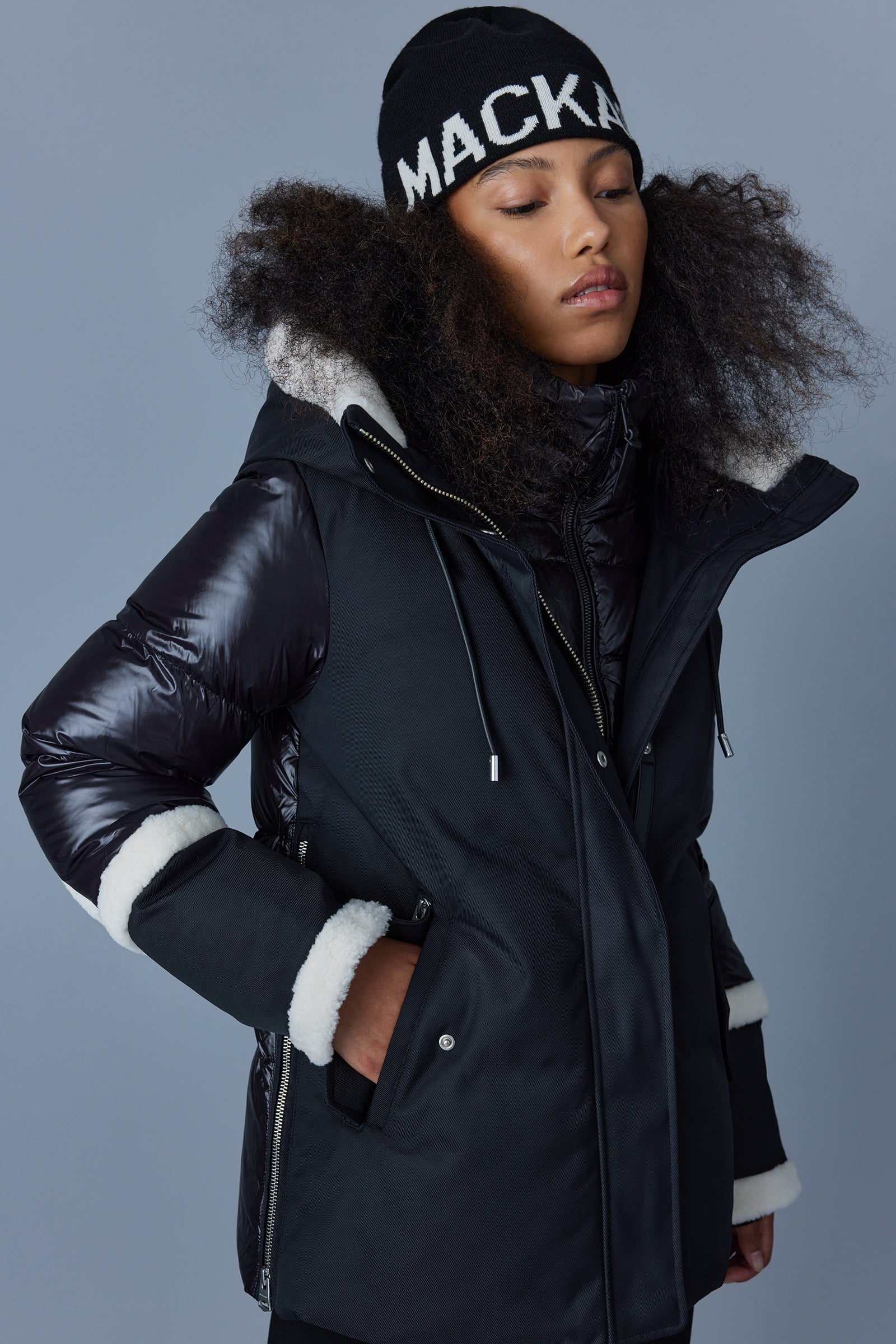 CYRAH Arctic Twill down jacket with shearling trim - 5