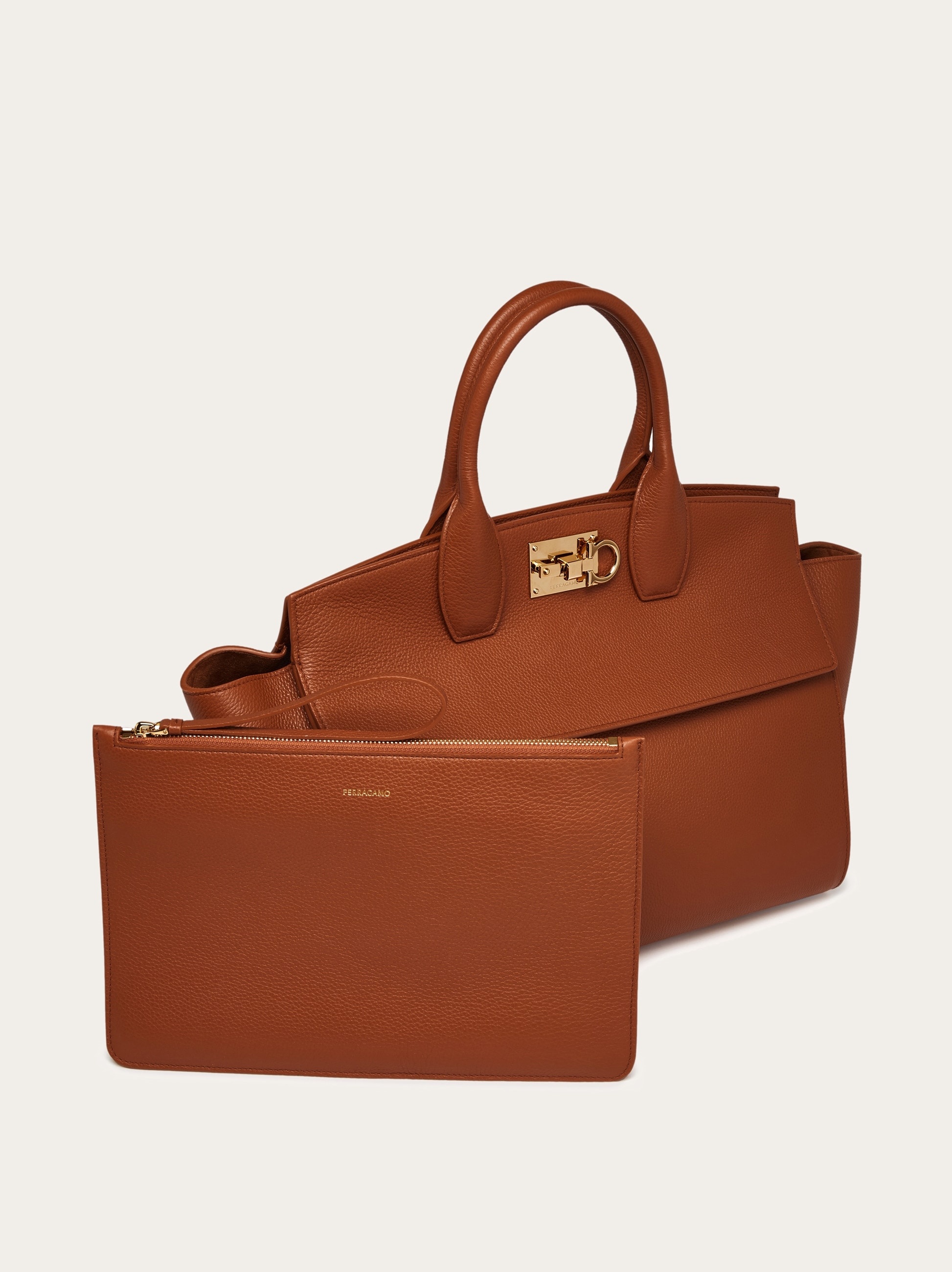 Ferragamo Studio Soft bag (L) - 9