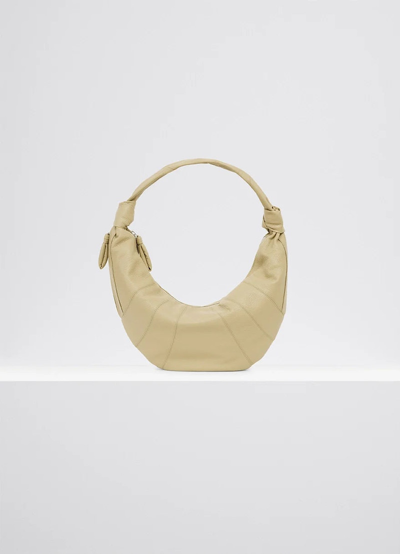 FORTUNE CROISSANT BAG 1