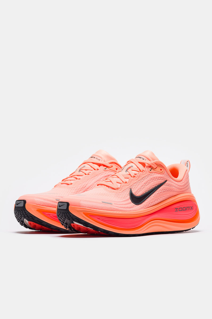 Vomero Plus Sneaker in Orange Pulse/Black/Hot Lava/Total Orange - 2