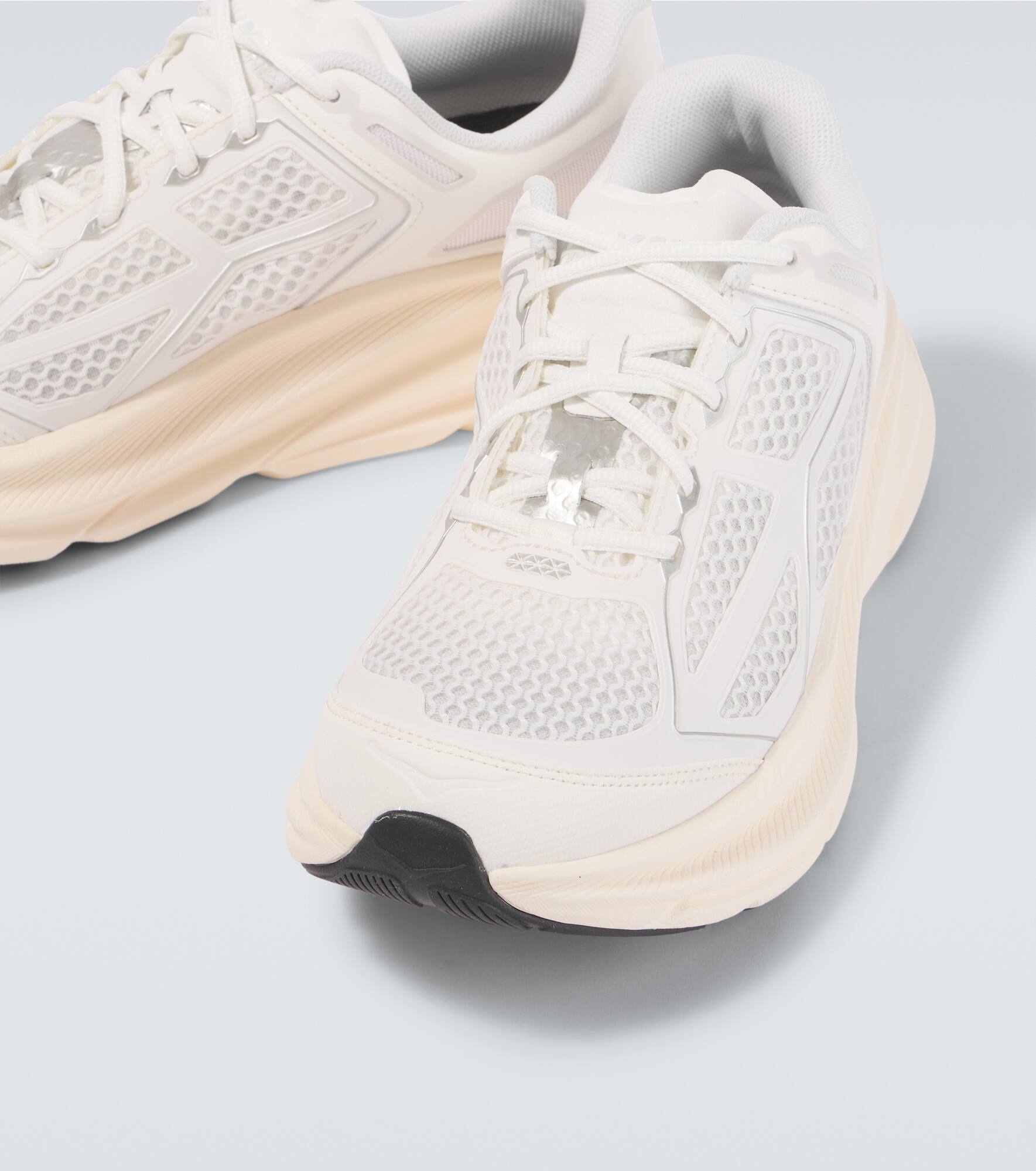 Clifton One9 running shoes - 3