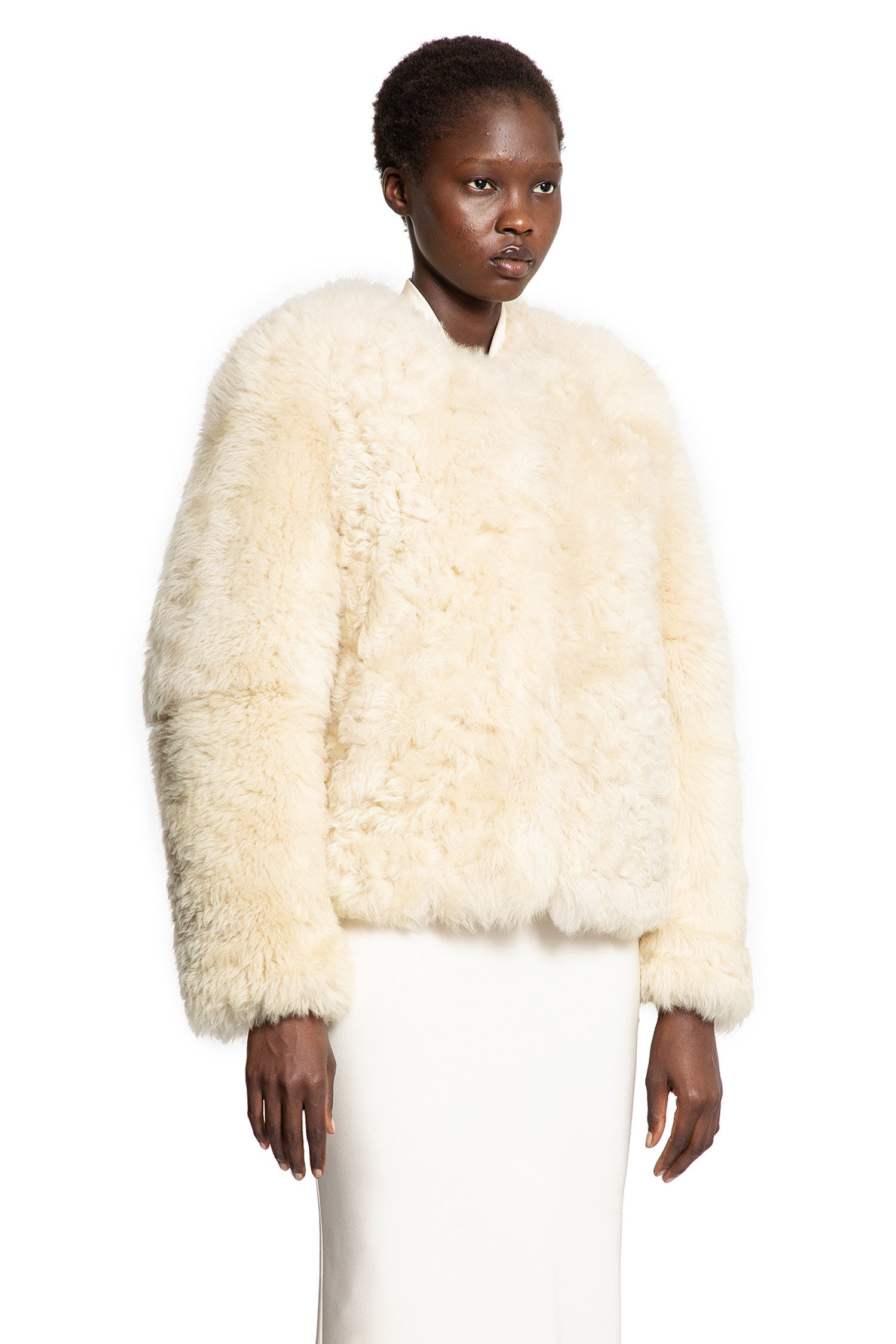 Collarless-Shearling-Jacket - 3