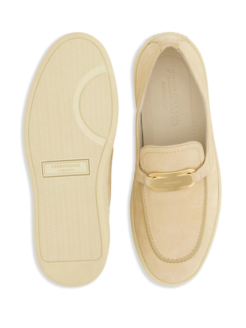 FERRAGAMO New Vara Loafers outlook