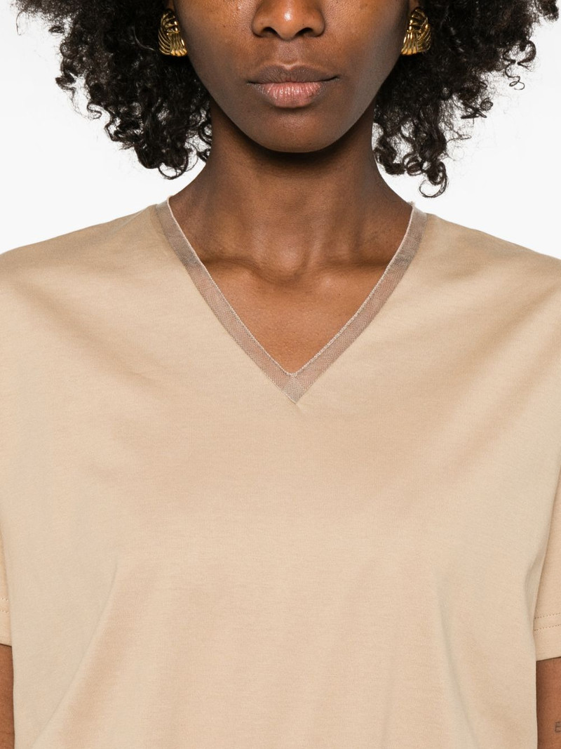 V-neck T-shirt 5
