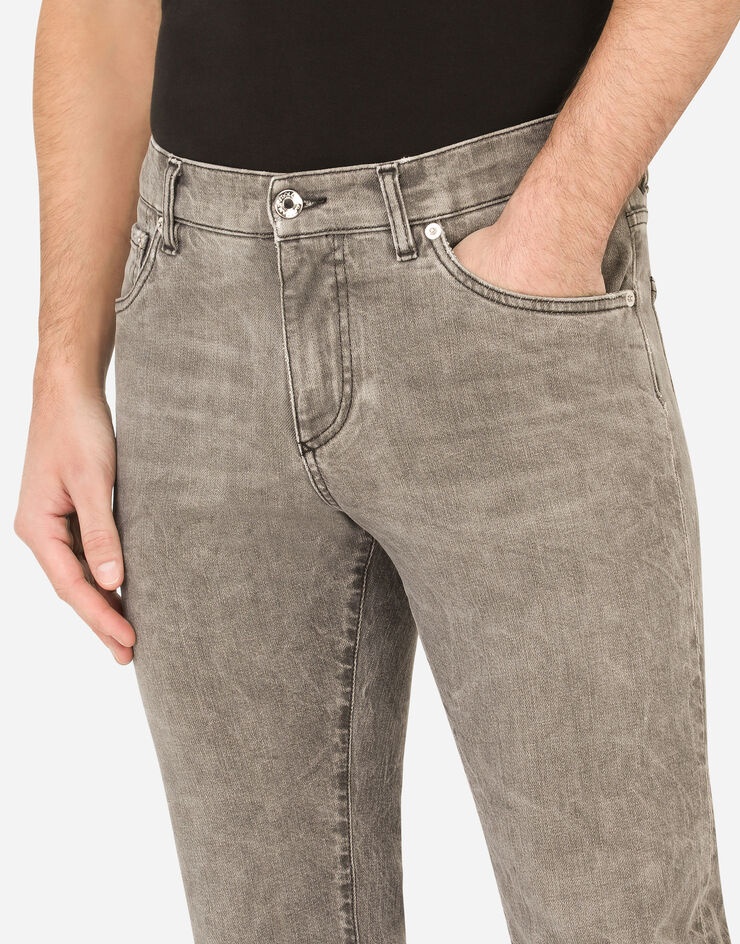 Gray wash slim-fit stretch jeans - 4