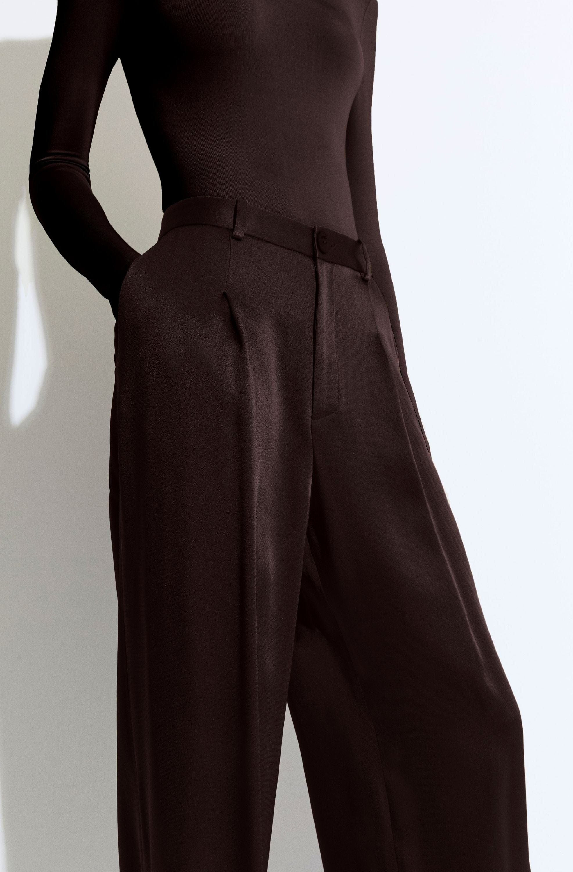 Satin Relaxed Pleated Pant - 4
