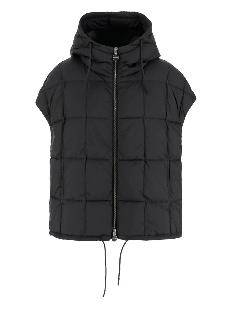 Cozy Arco hooded quilted vest 1