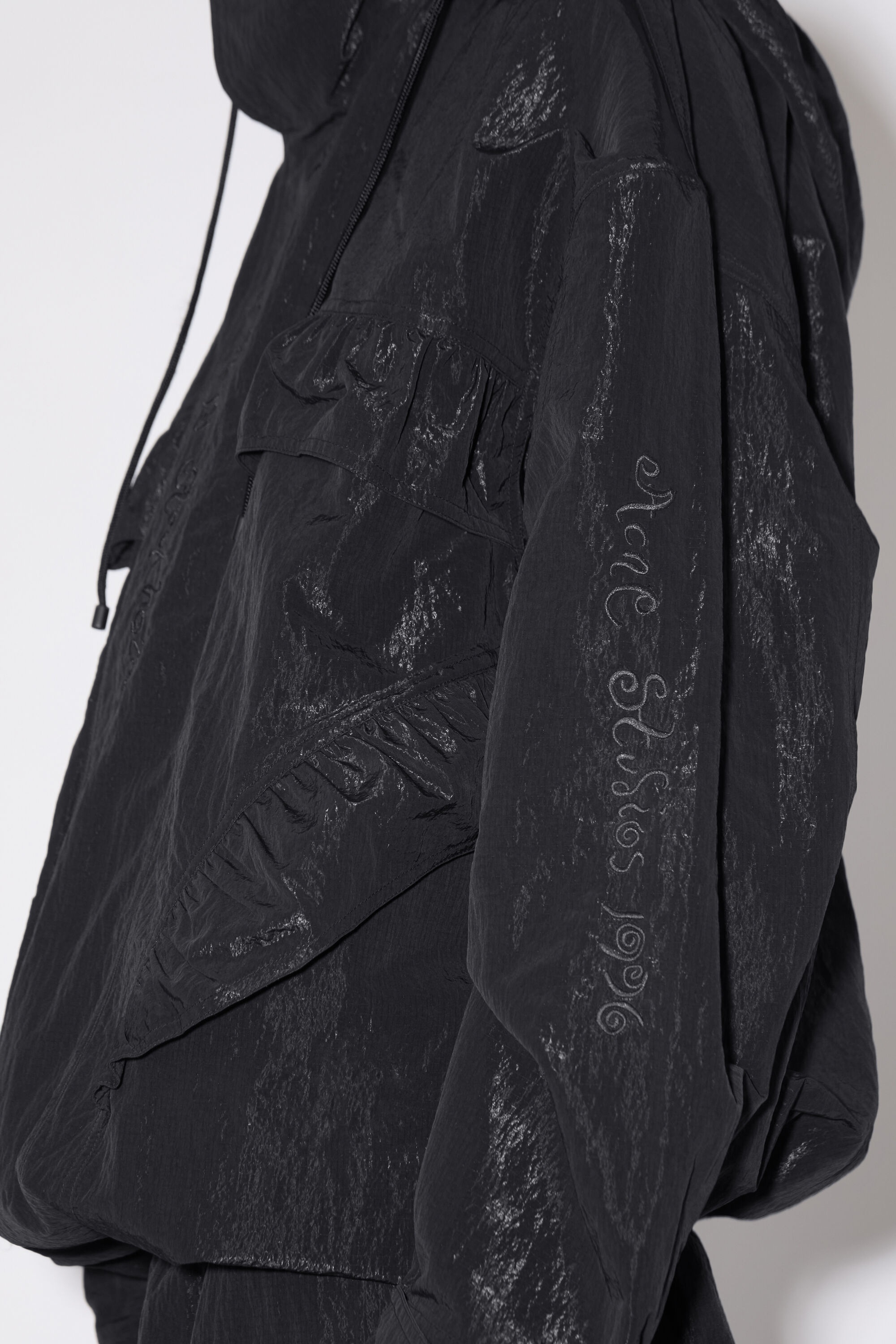 Embroidered nylon jacket - Stone black - 5