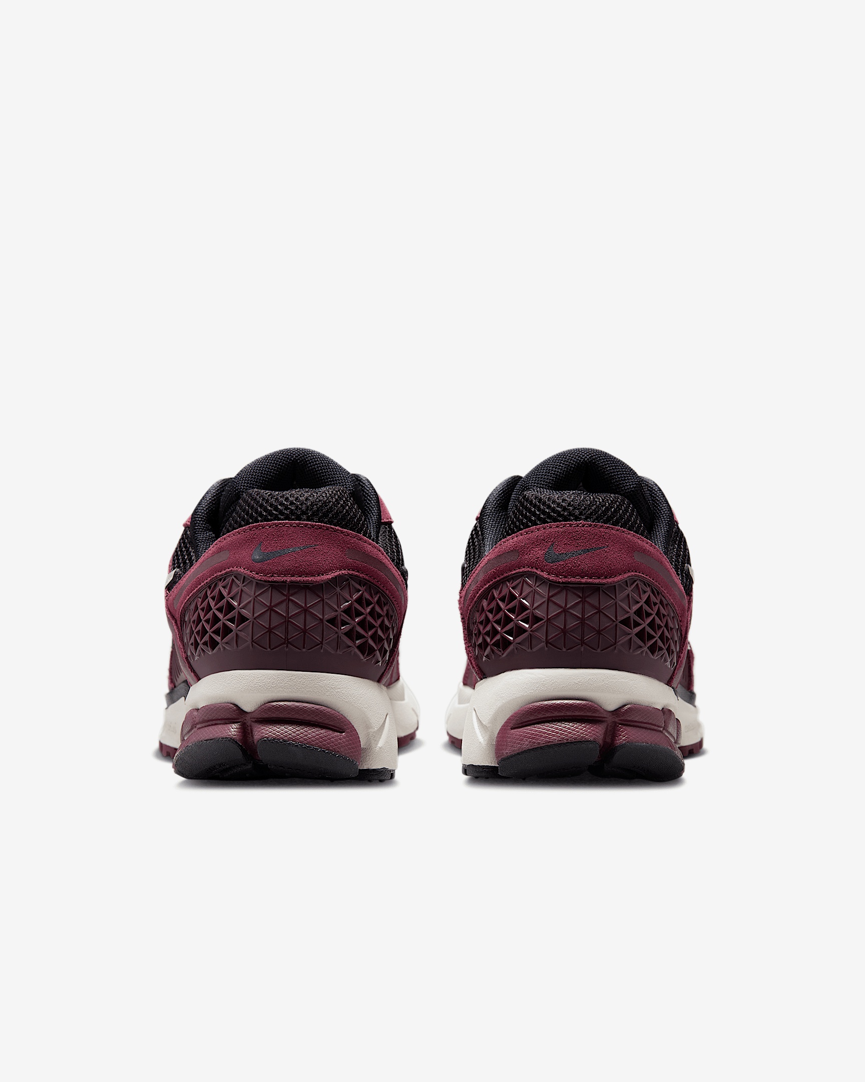 Nike Zoom Vomero 5 Men's Shoes - 6