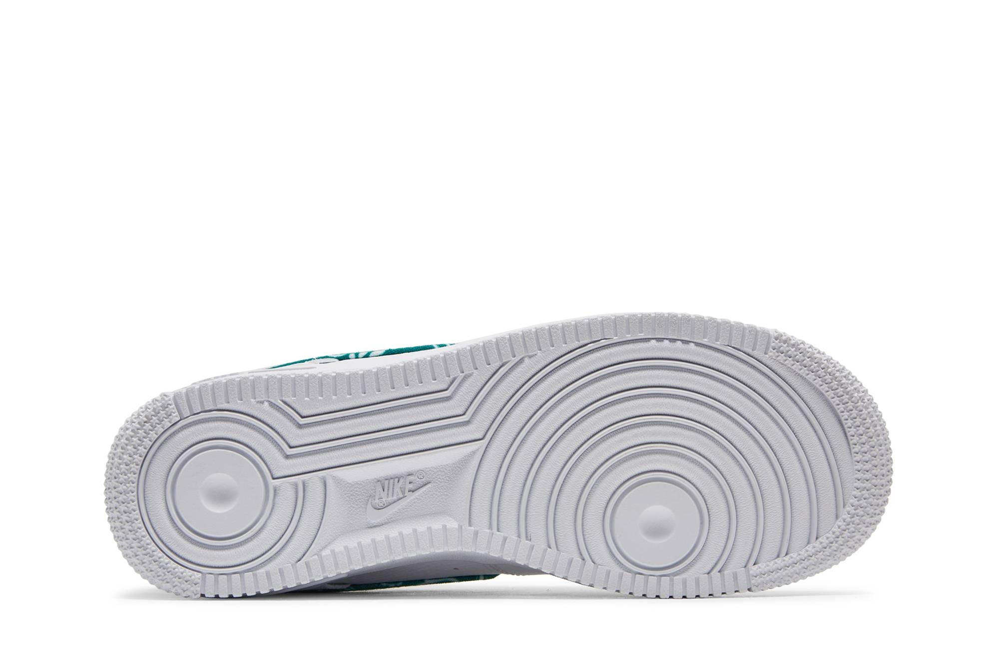 Wmns Air Force 1 '07 Essentials 'Green Paisley' - 4