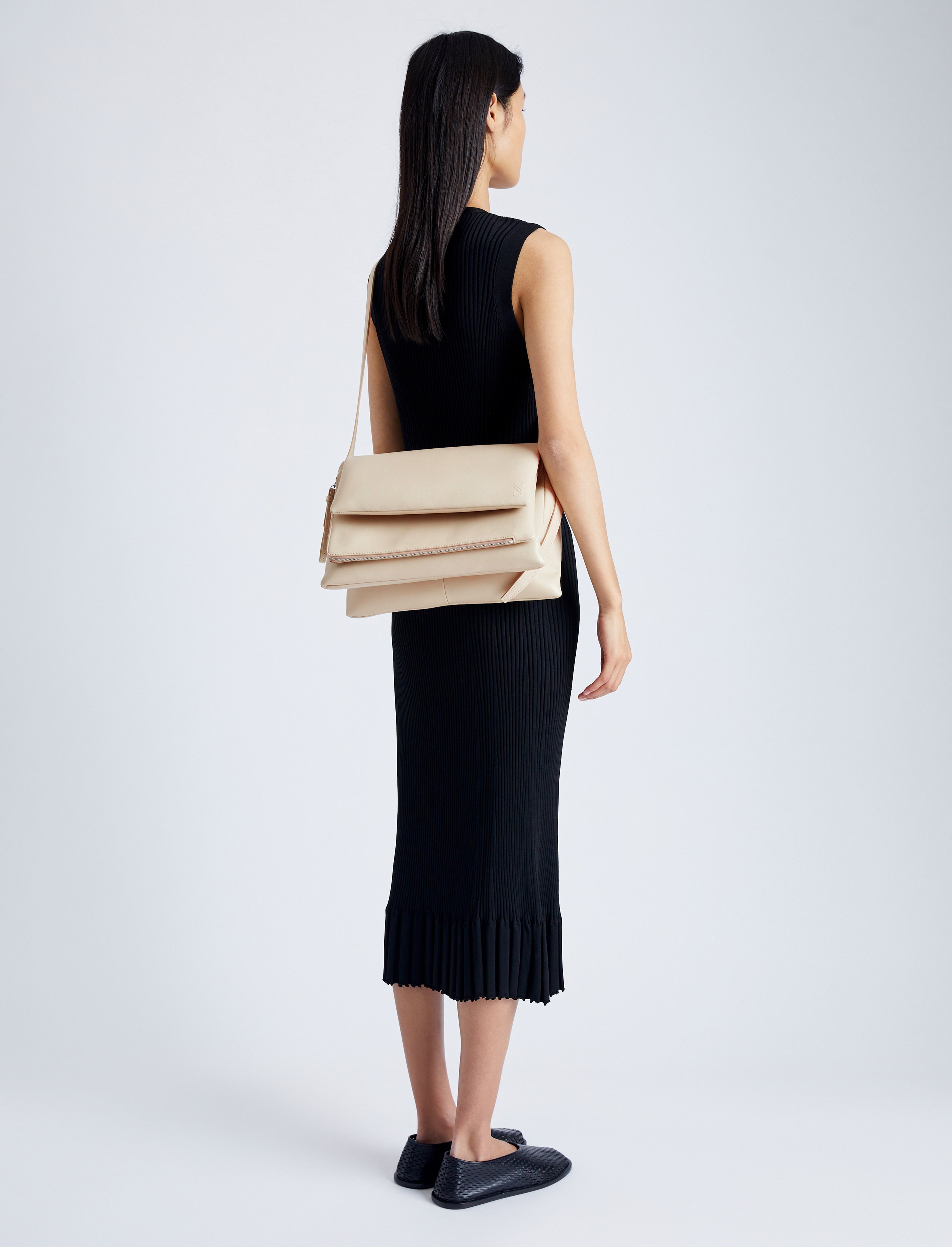 City Messenger Bag - 6