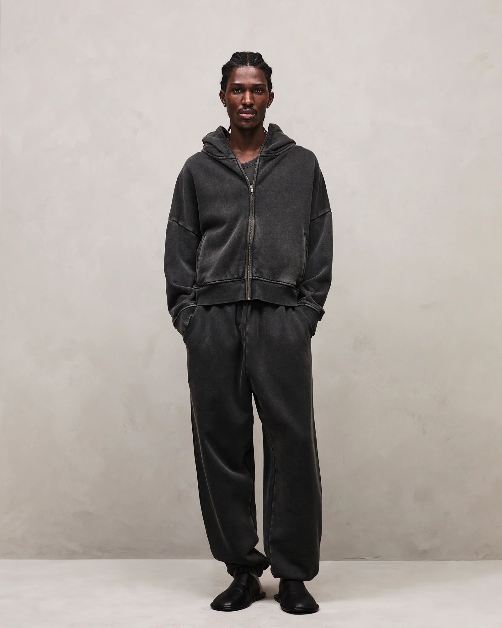 ETERNAL ZIP WASHED BLACK - 2