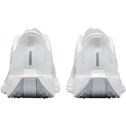 Pegasus Plus Running Shoe - Women's - 4