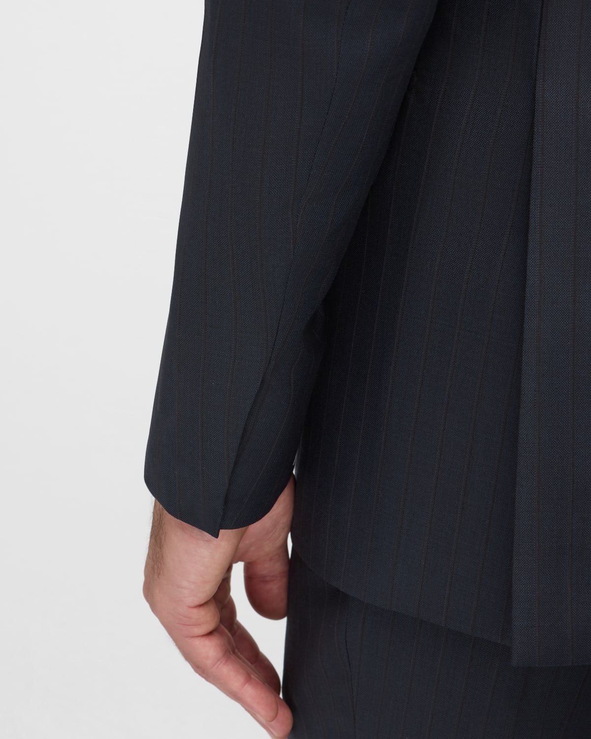 Men's Wool Pinstripe Suit - 8