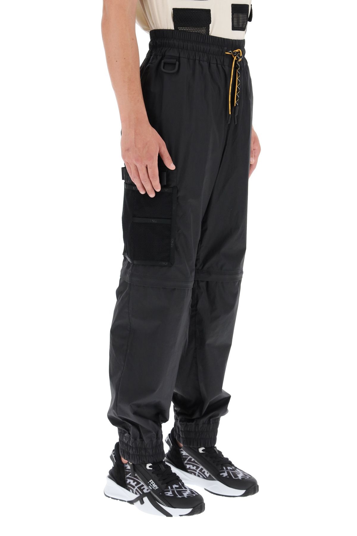 JOGGING TROUSERS WITH MESH POCKET - 3