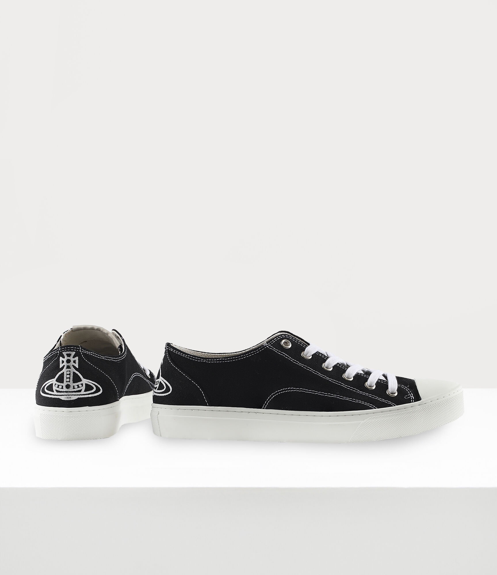 MEN'S LOW TOP PLIMSOLL - 4