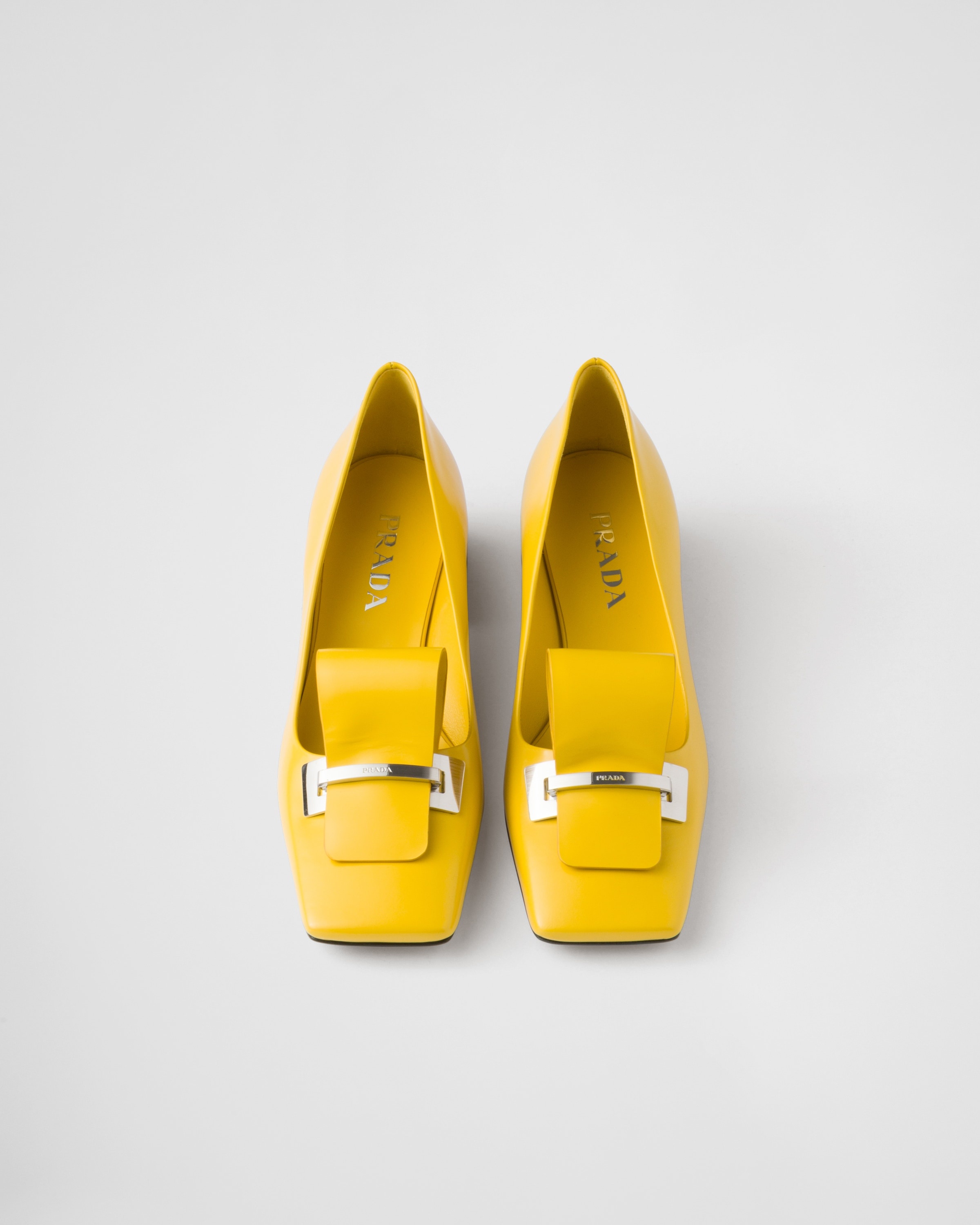 Brushed leather pumps - 4