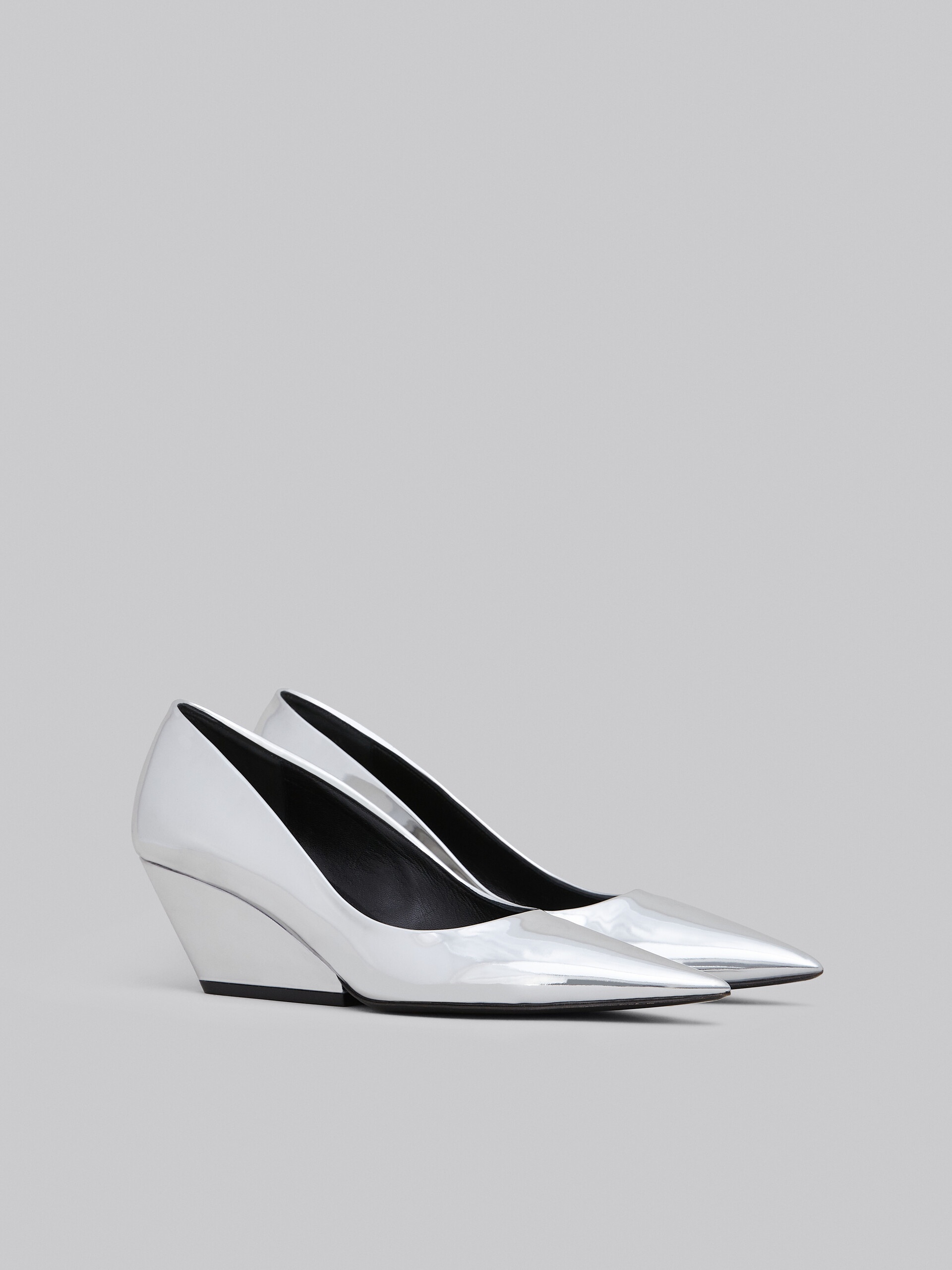 SILVER MIRROR LEATHER PUMPS - 2