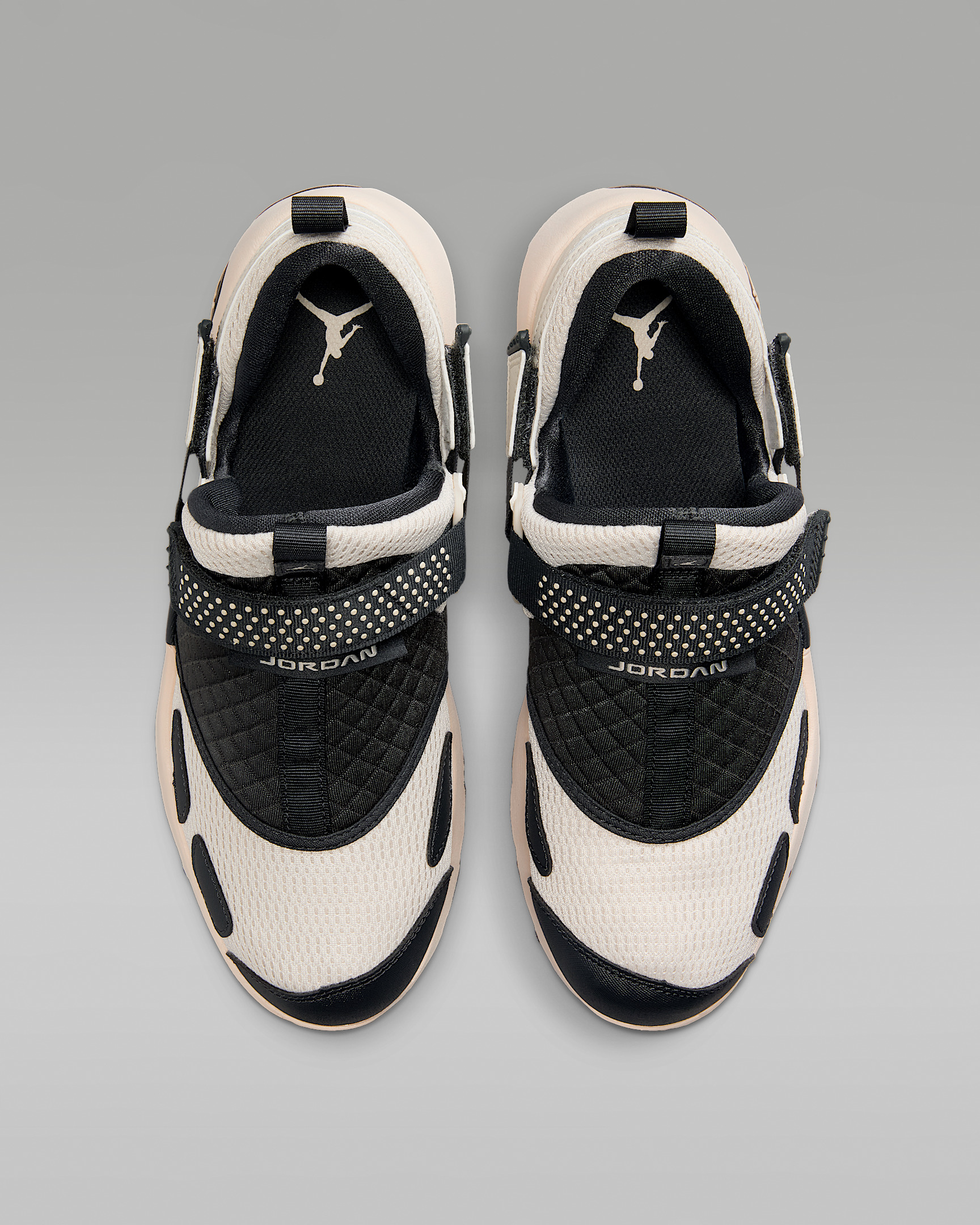 Jordan Trunner LX Women's Shoes - 4