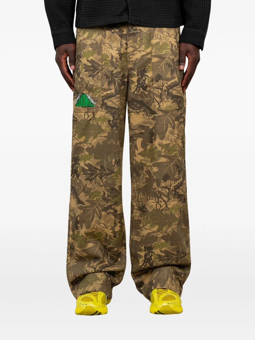 camouflage-print cargo pants - 1