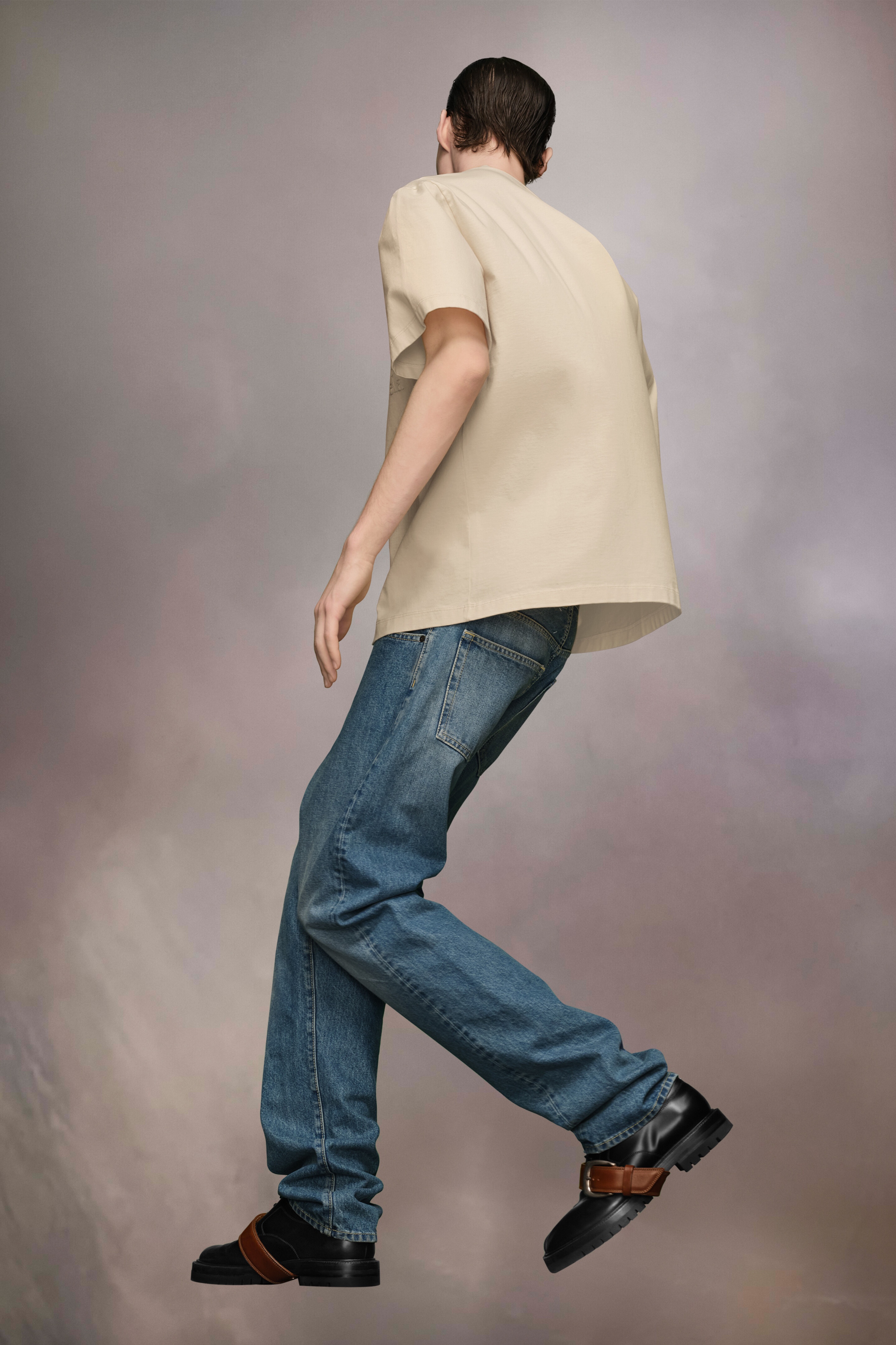 Embroidered Logo T-Shirt - 5
